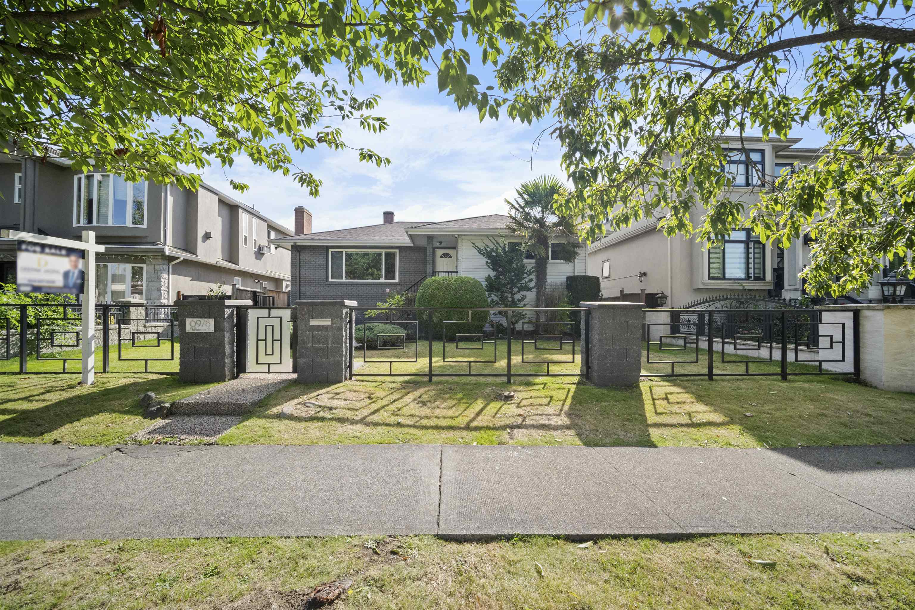 6978 Mckinnon Street, Vancouver, BC, V5S 3G5