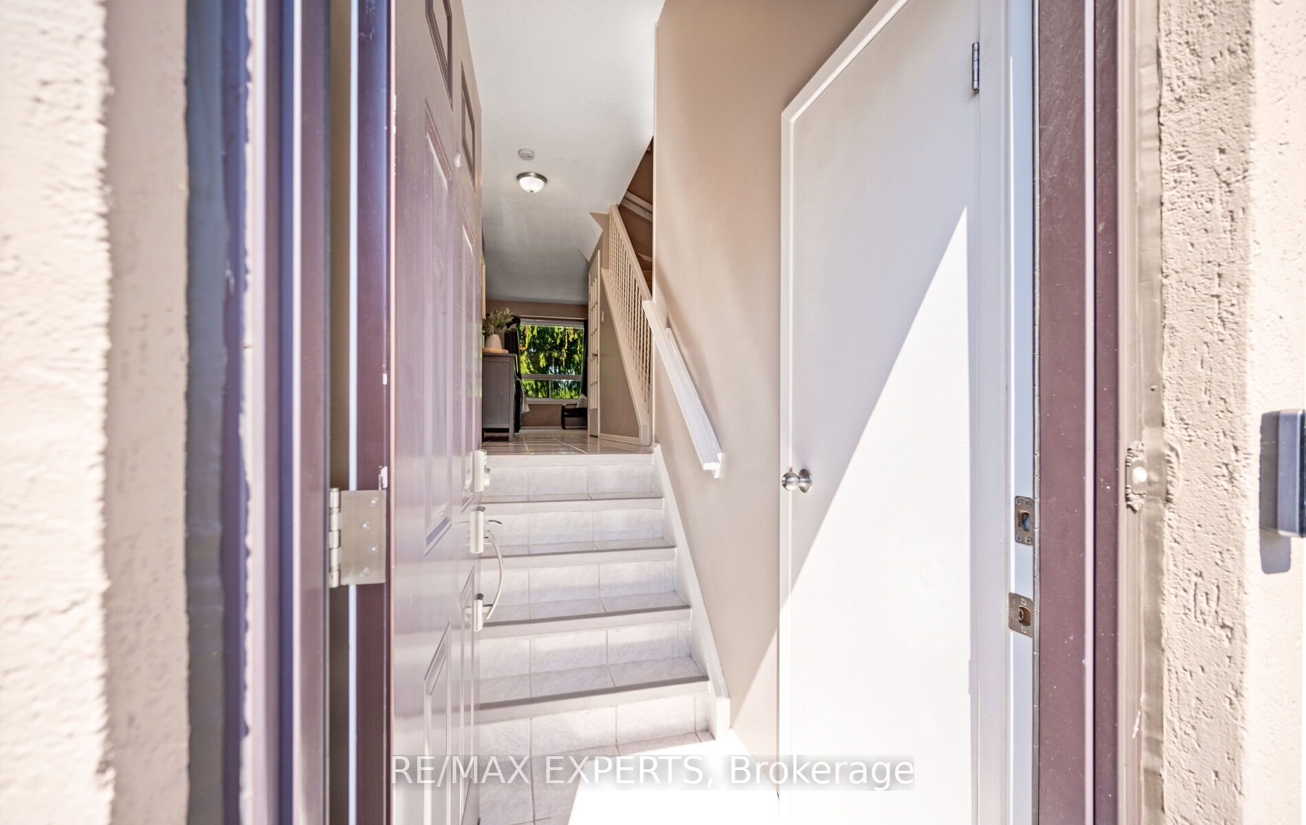 Additional image 4 of 15-161 Moregate Crescent, Brampton, ON, L6S 3K9