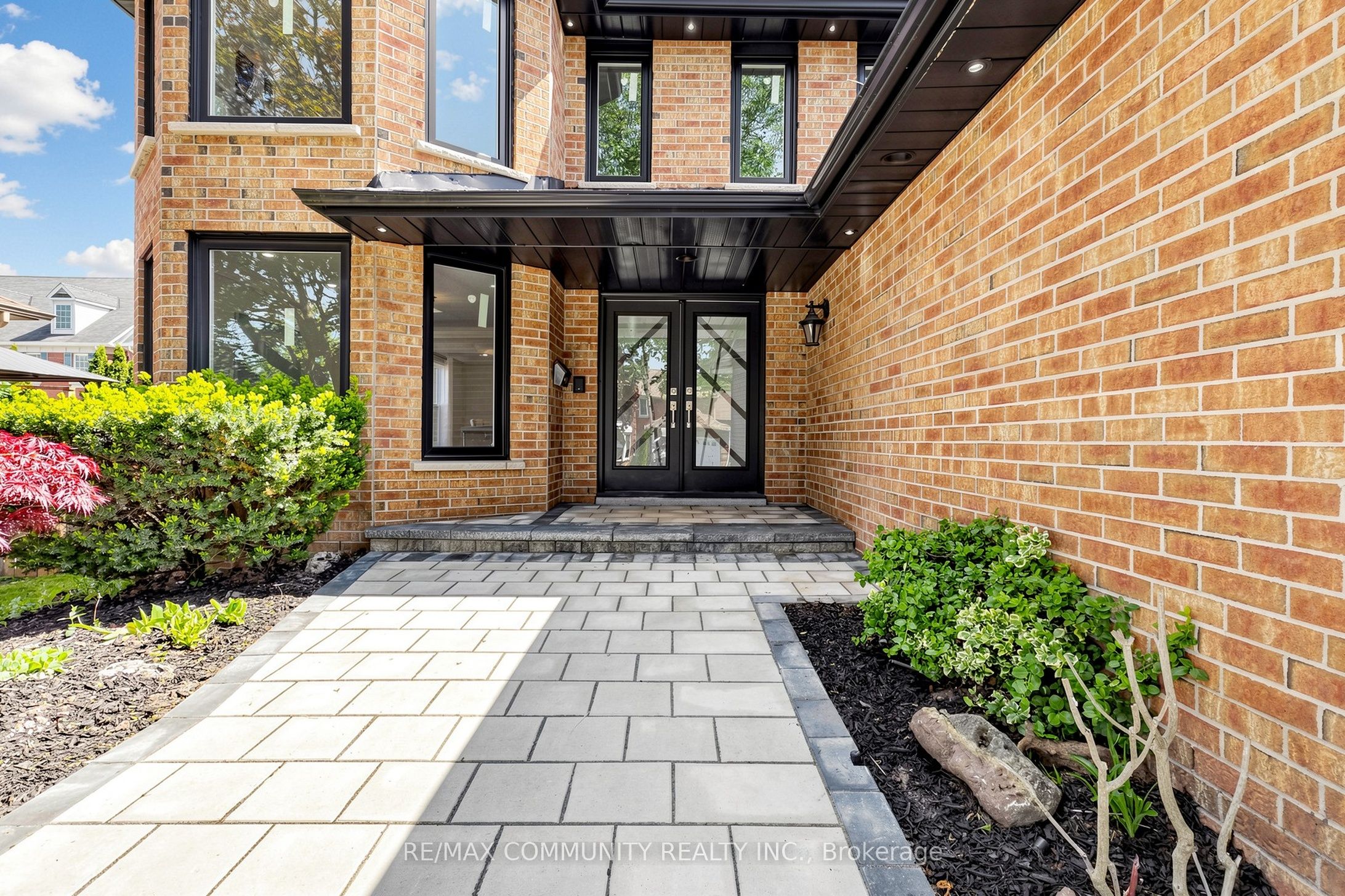 Additional image 4 of 1002 Riverview Crescent, Pickering, ON, L1V 4M5