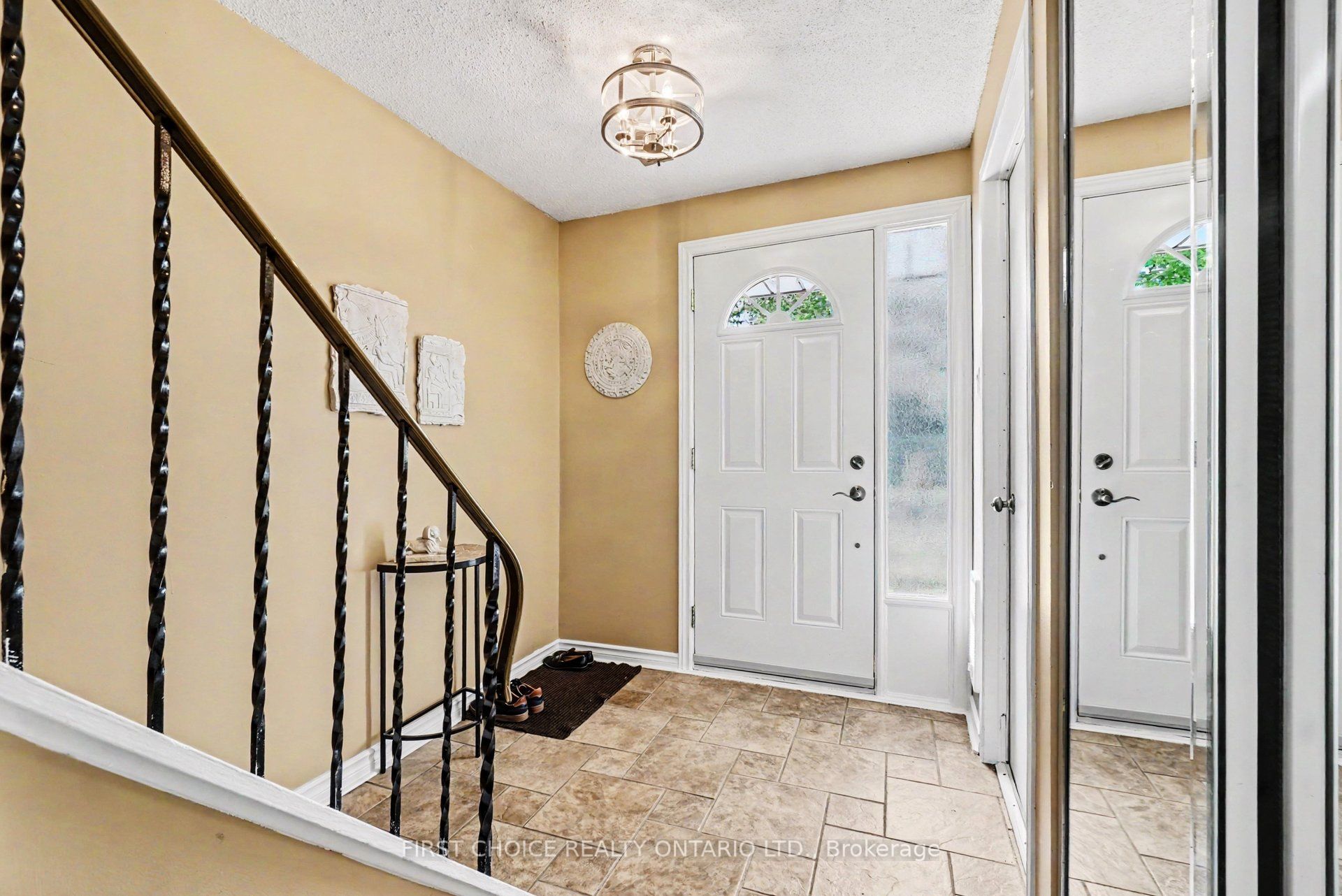Additional image 2 of 34-1793 Axminster Court, Ottawa, ON, K1C 1Z5