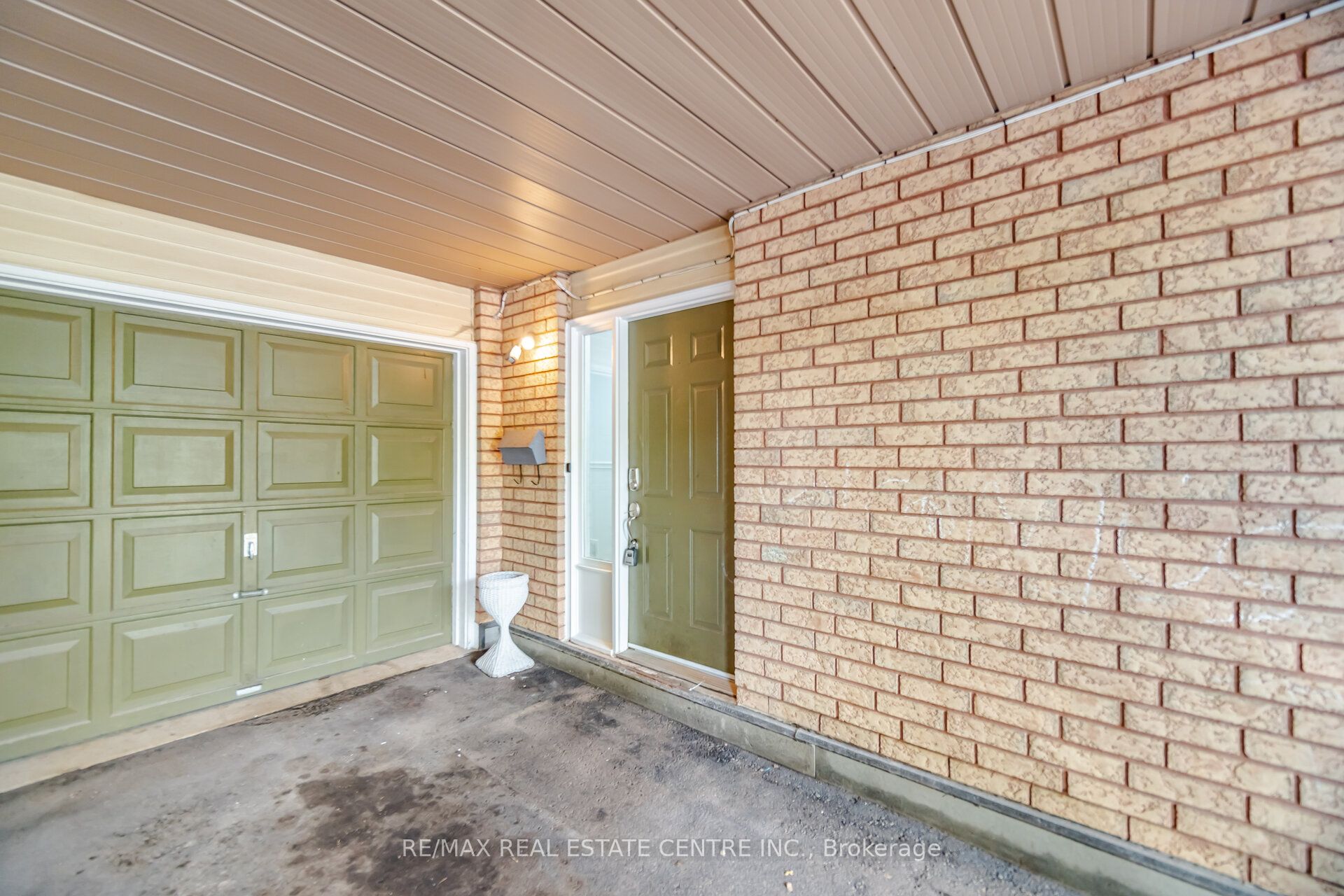 Additional image 4 of 2349 Strawfield Court, Oakville, ON, L6H 6C2
