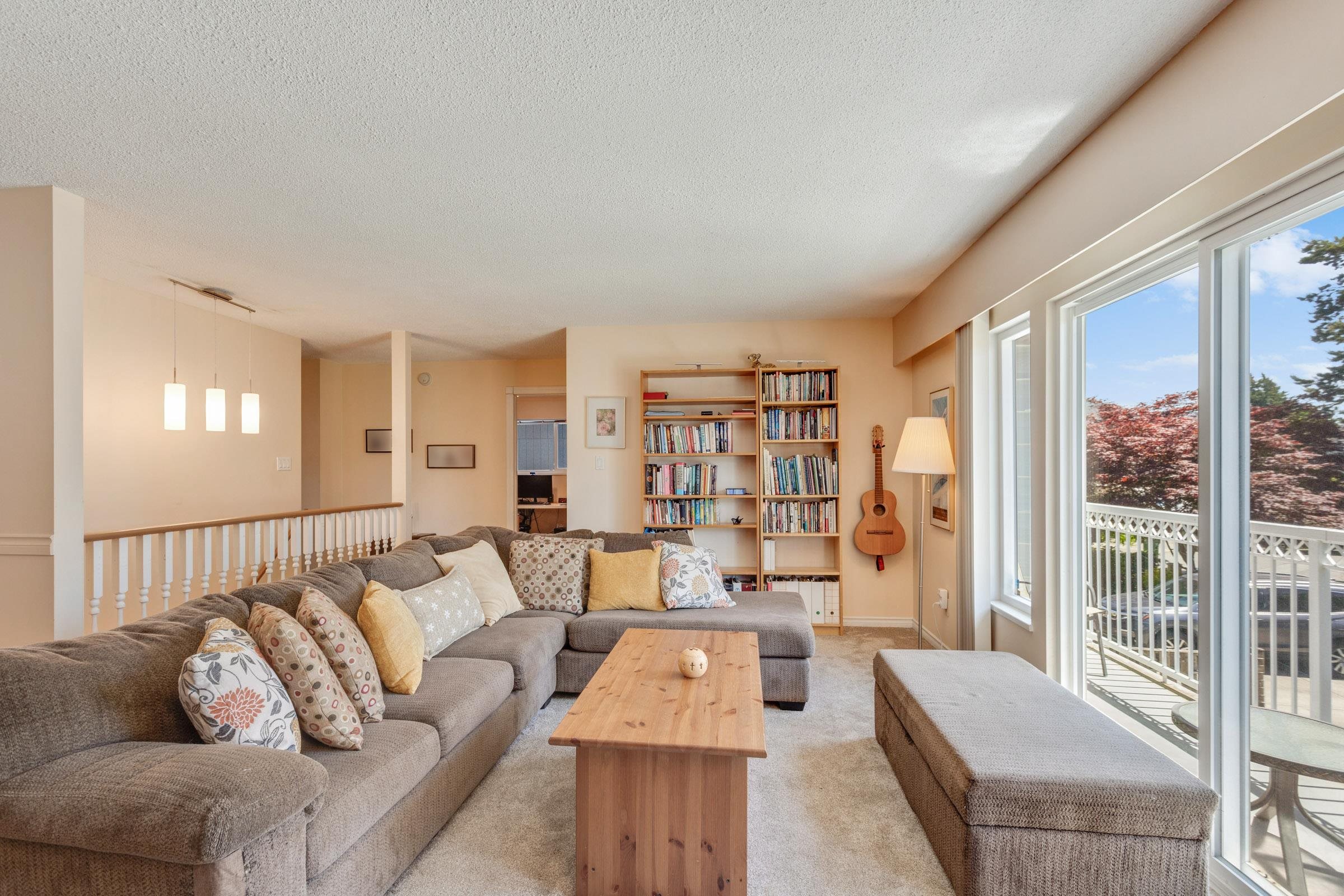 11231 Clipper Court, Richmond, BC, V7E 4M3 photo 5