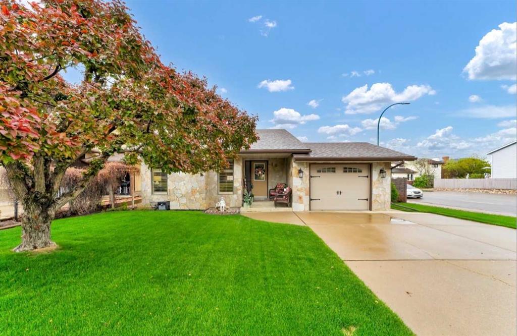 110 Carry Crescent SE, Medicine Hat, AB, T1B 3J8