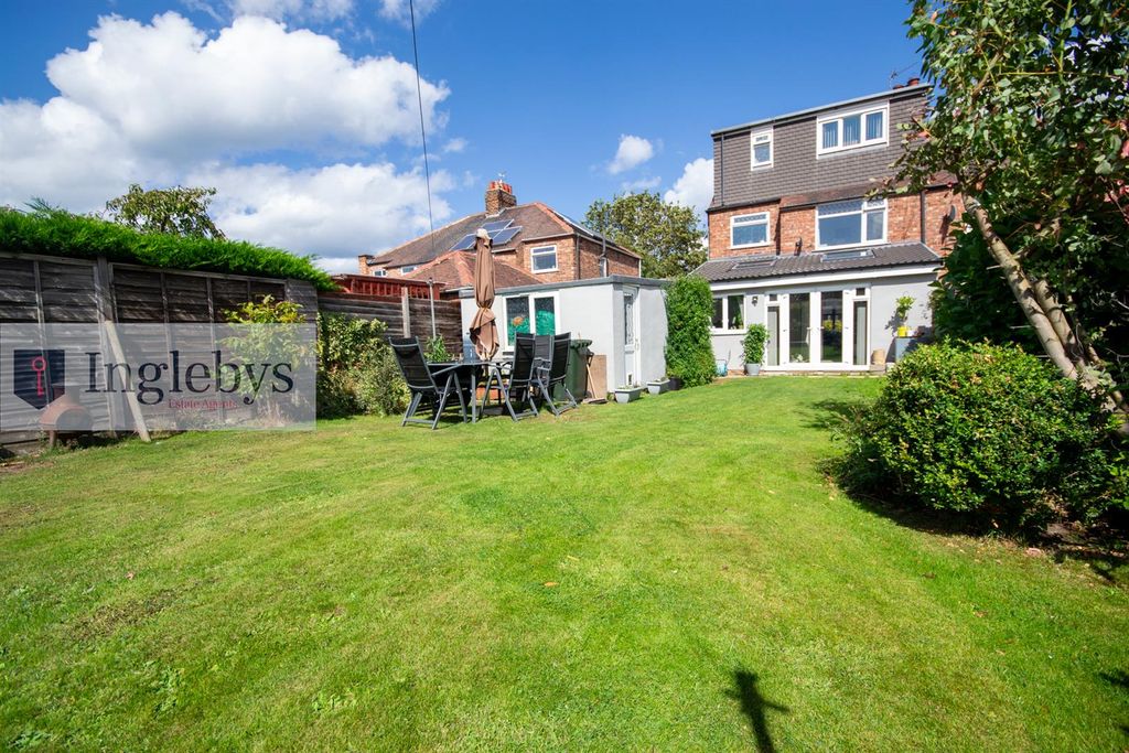 Additional image 2 of 4 bed property for saleStirling Road, Redcar TS10