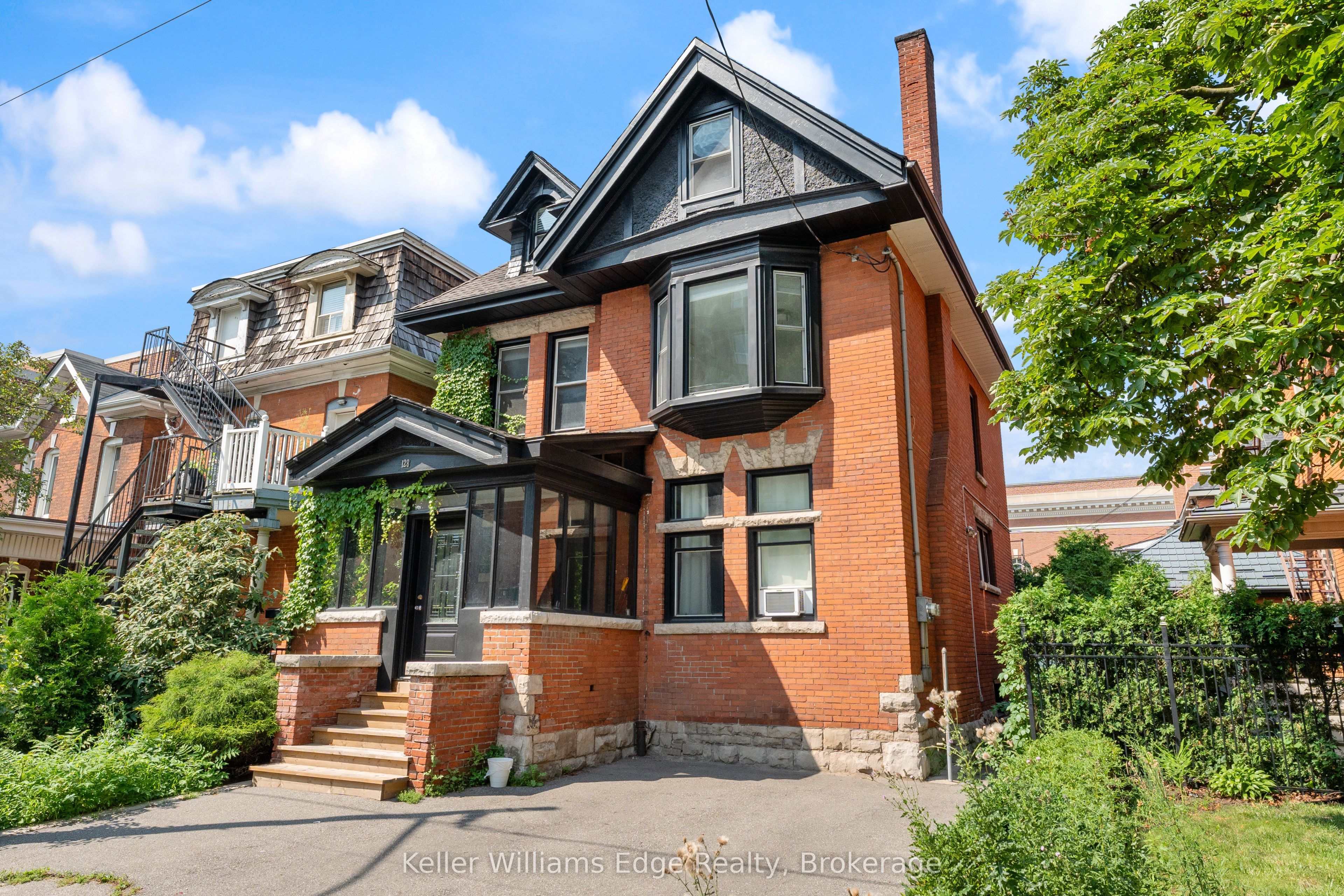 2-128 Herkimer Street, Hamilton, ON, L8P 2H1 photo 2