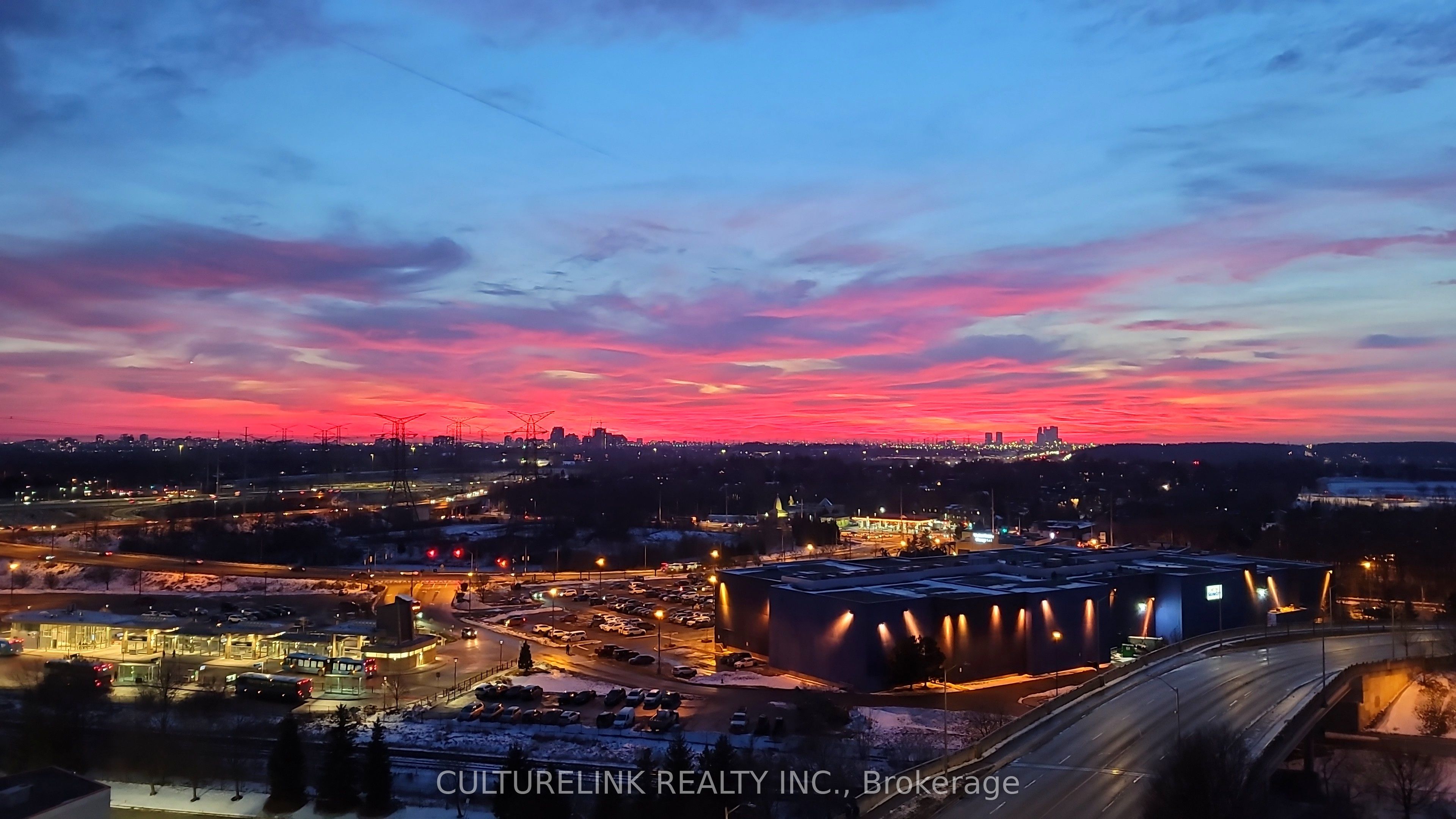 PH 10-23 Oneida Crescent, Richmond Hill, ON, L4B 0A2 photo 2
