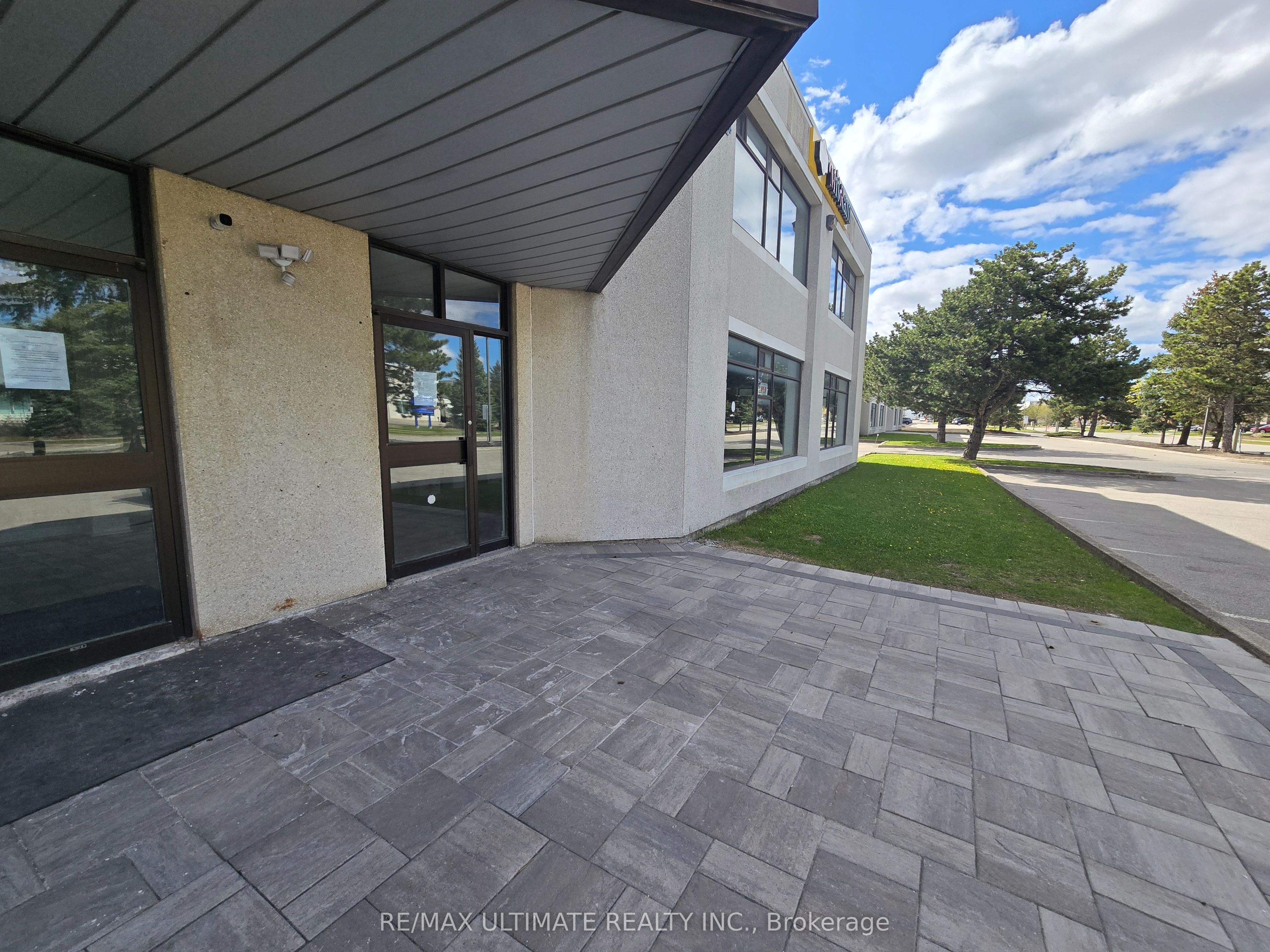 A-386 Deerhurst Drive, Brampton, ON, L6T 5H9 photo 4