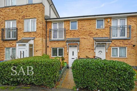 Taywood Road, Northolt UB5