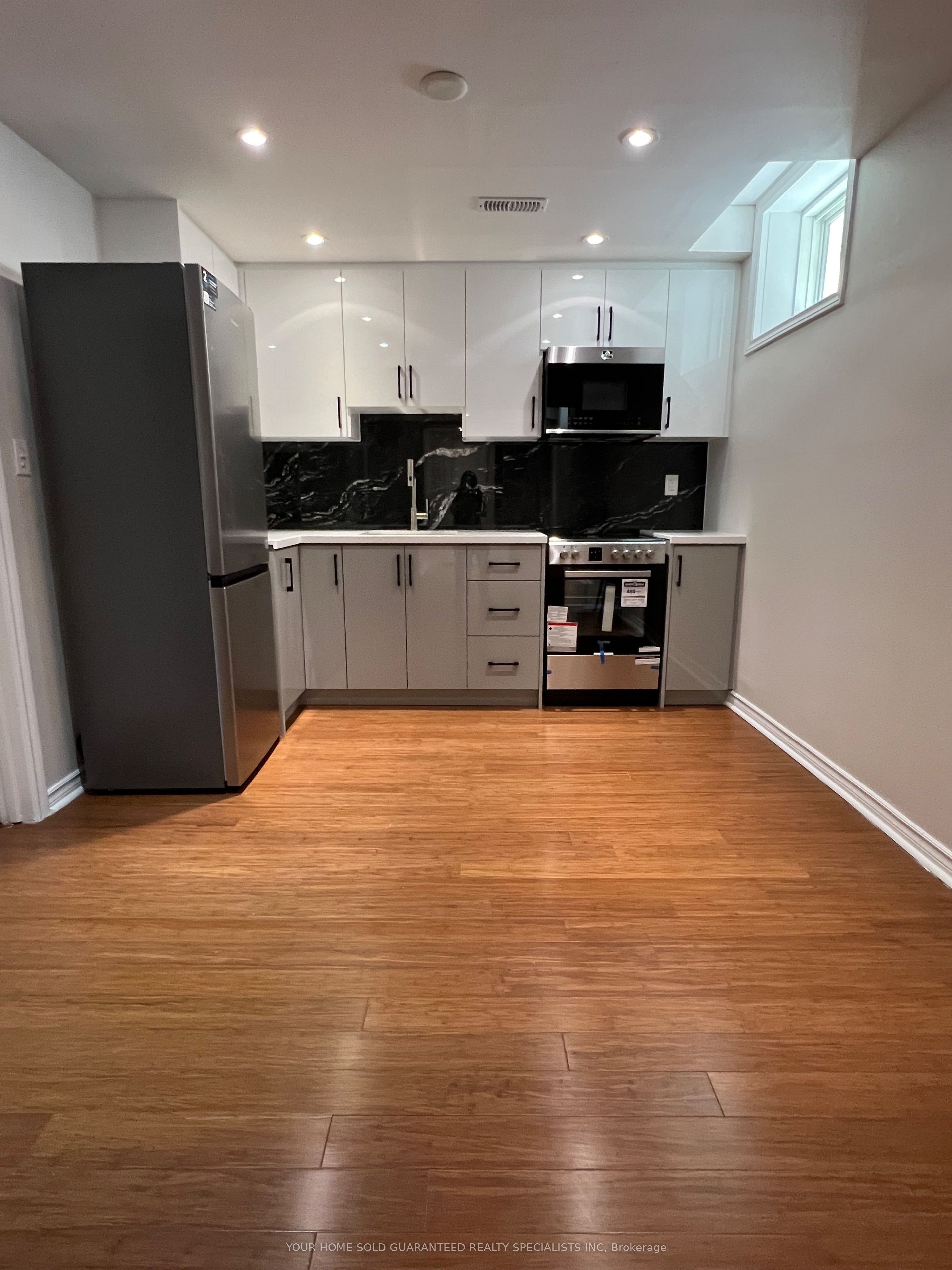 Additional image 5 of 74 Bulmer Crescent, Newmarket, ON, L3X 3K1