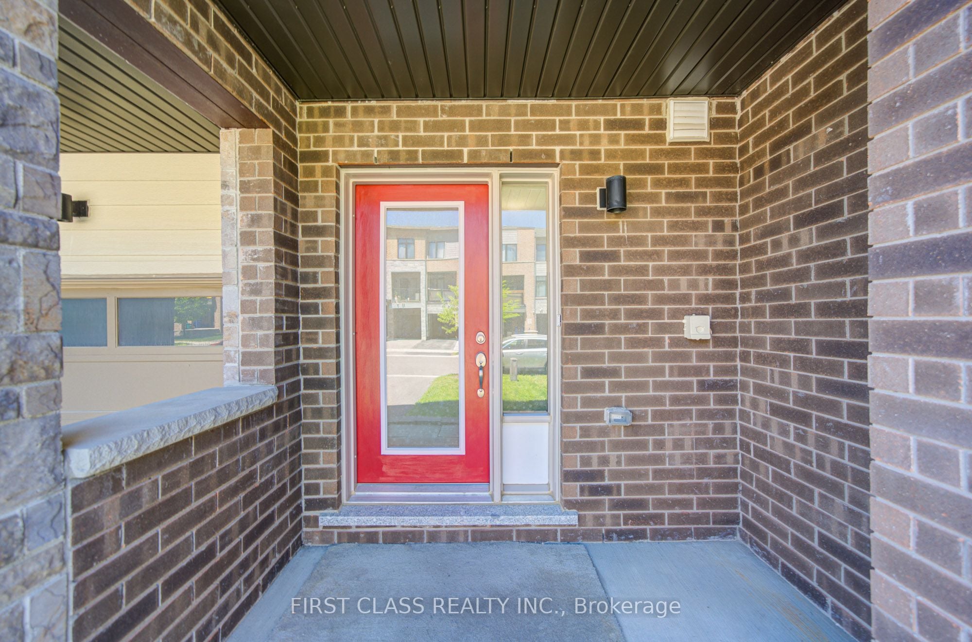 Additional image 3 of 227 Vivant Street, Newmarket, ON, L3X 0K7