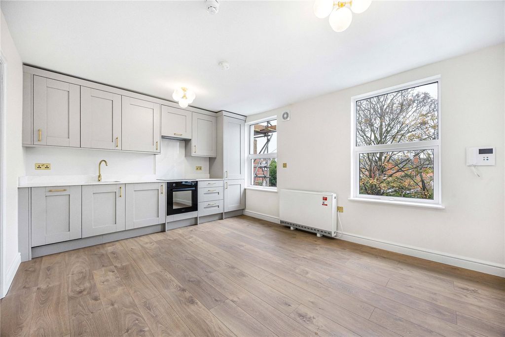 Additional image 16 of 4 bed terraced house for saleLorne Street, Reading RG1