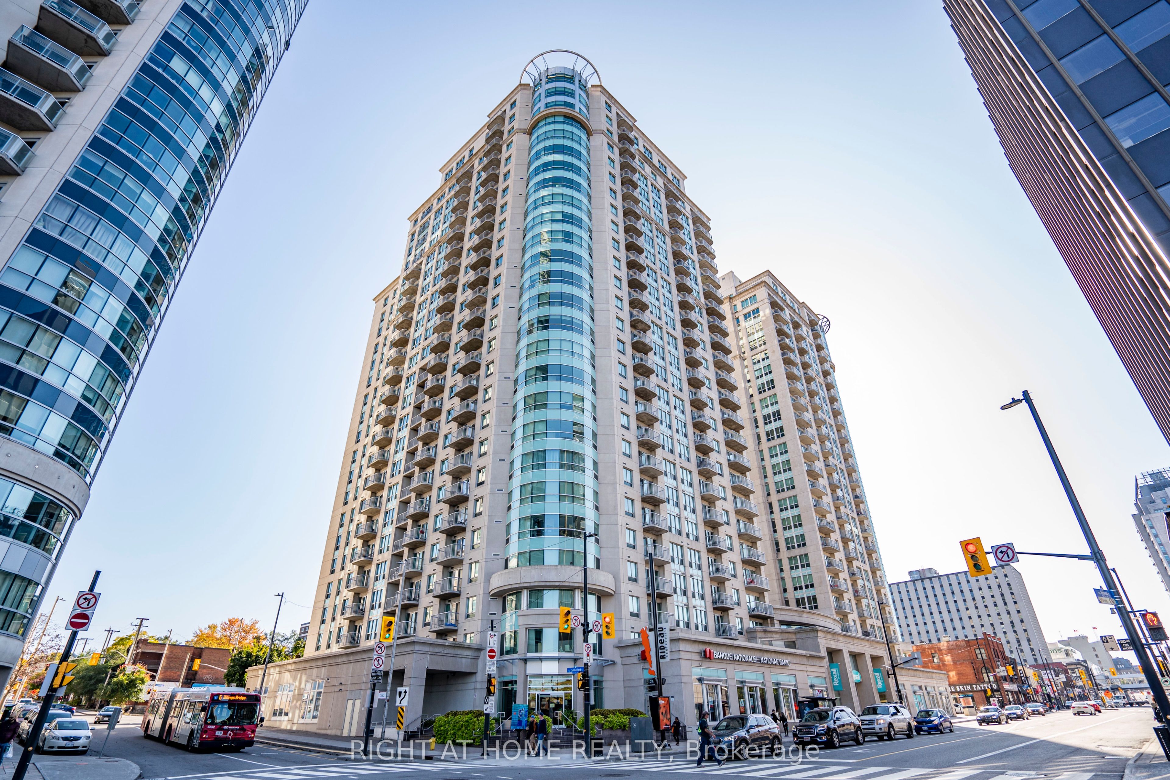 1805-234 Rideau Street, Ottawa, ON, K1V 0A9