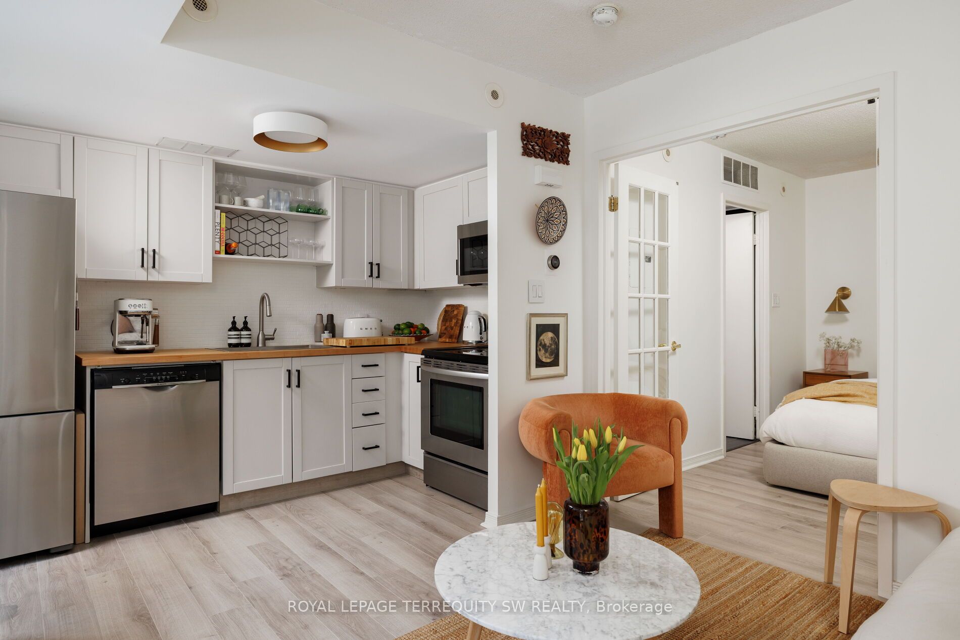 315-30 Western Battery Road, Toronto, ON, M6K 3N9 photo 2