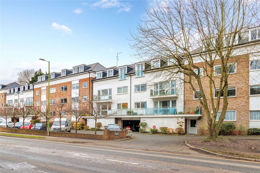 Additional image 2 of 2 bed flat for saleBrook Court, Watling Street, Radlett, Hertfordshire WD7