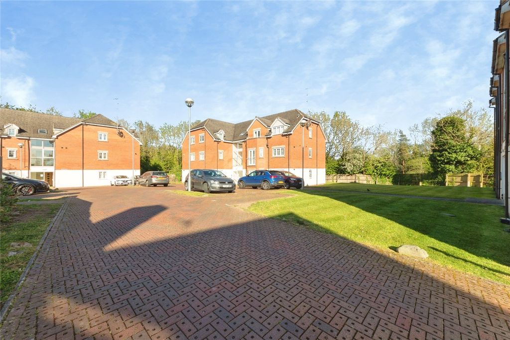 Additional image 21 of 2 bed flat for saleEvesham Road, Redditch, Worcestershire B97