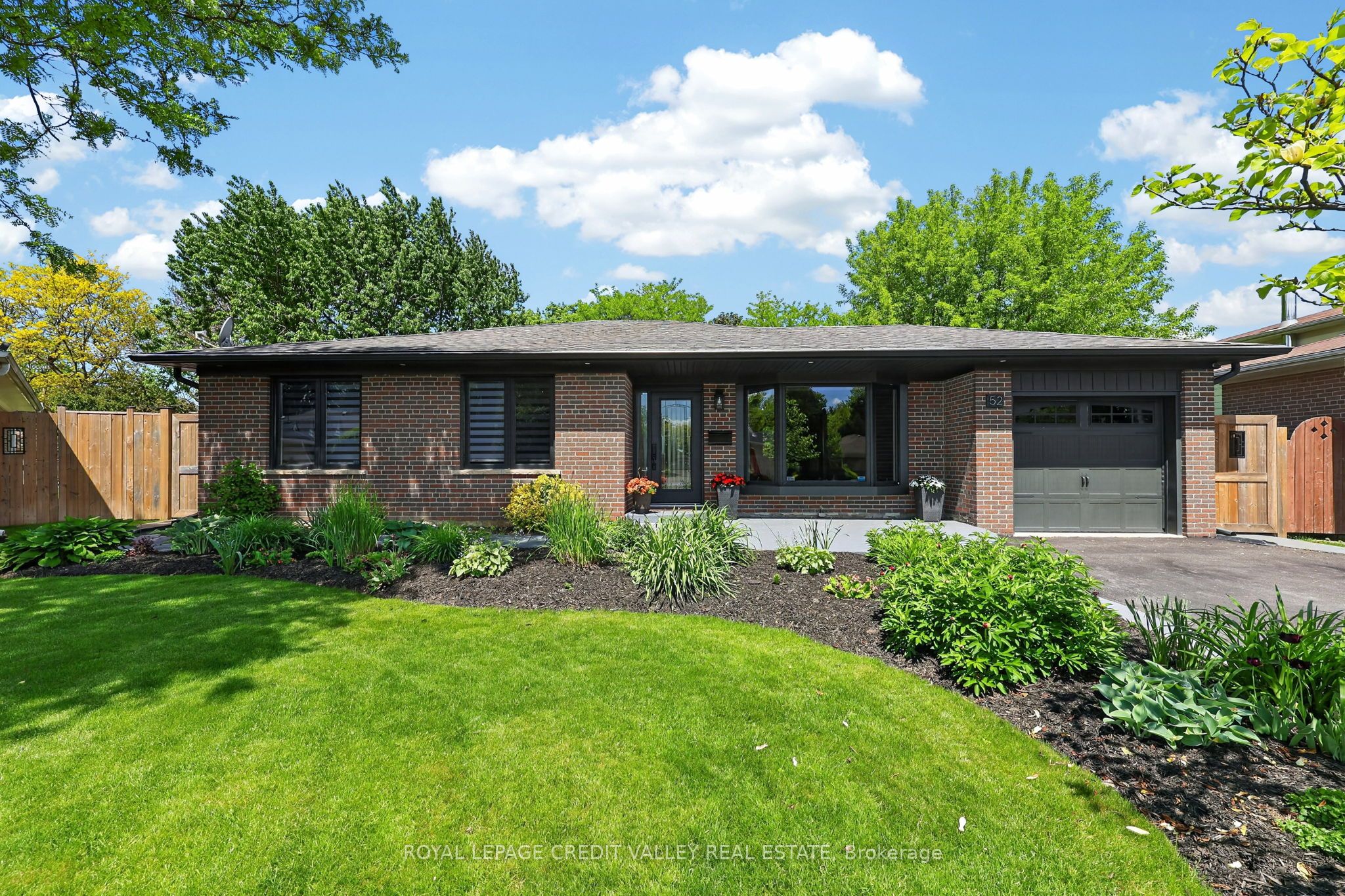 52 Terra Cotta Crescent, Brampton, ON, L6W 1C1 photo 3