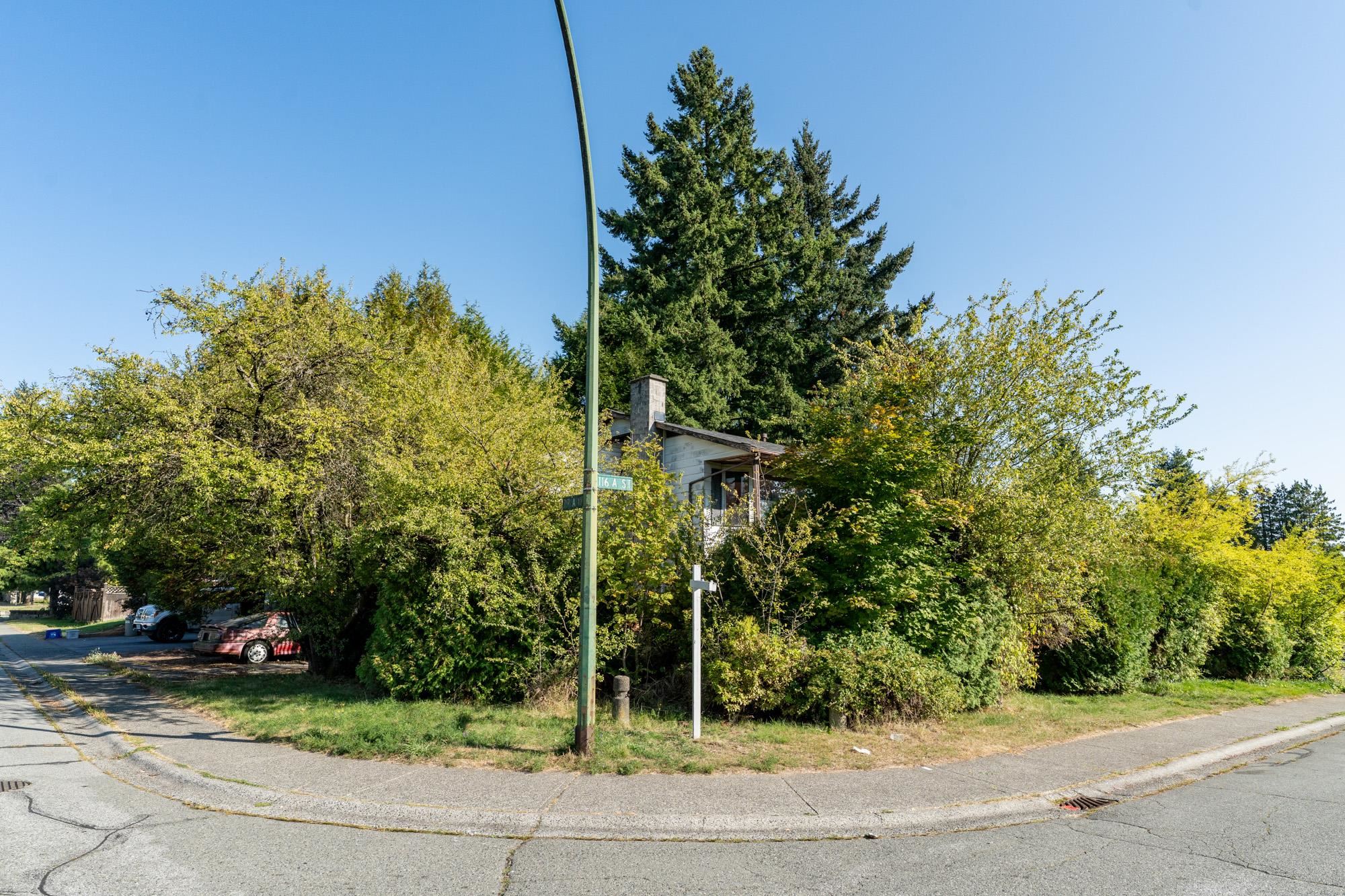 7946 116a Street, Delta, BC, V4C 5Y4 photo 3