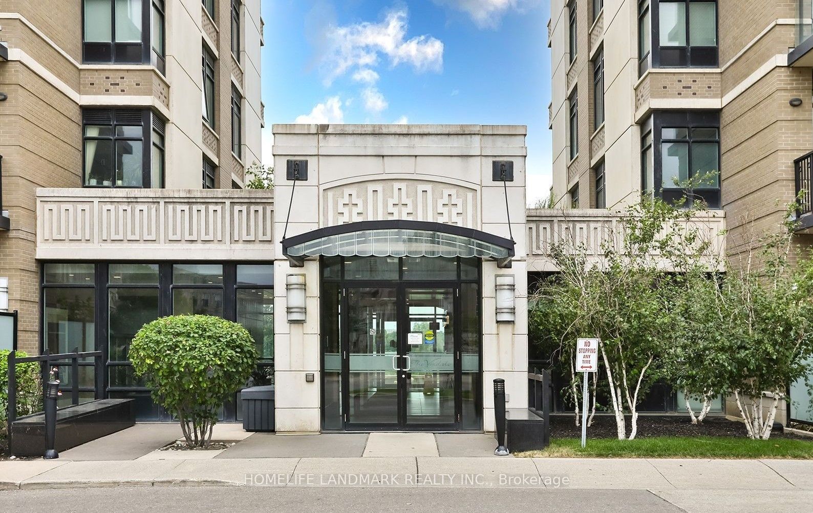 410-131 Upper Duke Crescent, Markham, ON, L6G 0C9 photo 3