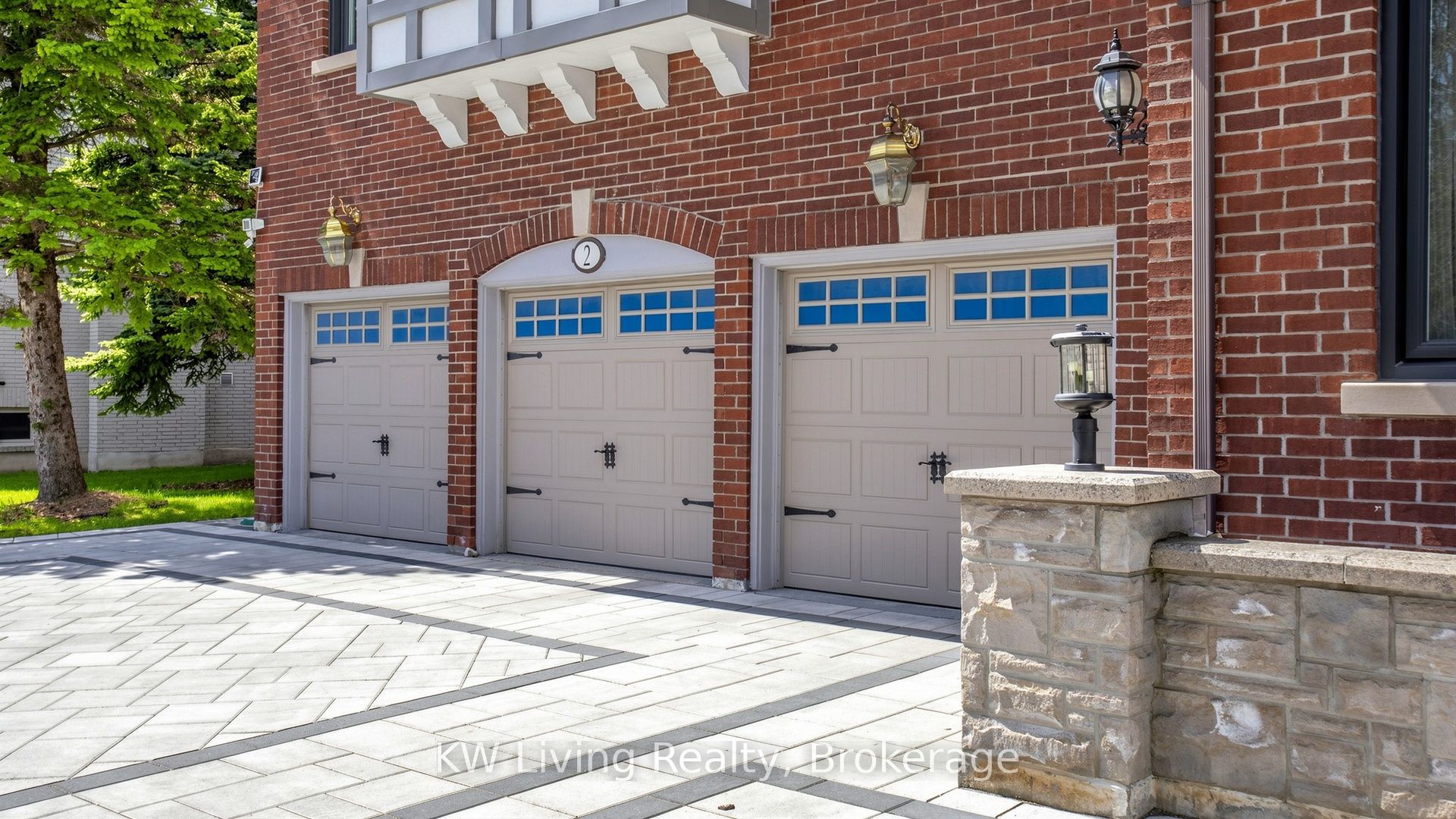 2 Cortina Court N, Richmond Hill, ON, L4B 2G8 photo 5
