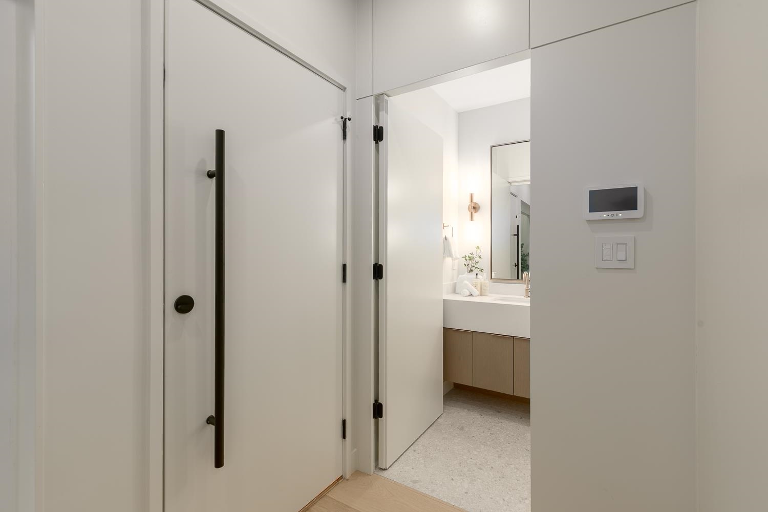 Additional image 2 of 5405 Wales Street, Vancouver, BC, V5R 3M9