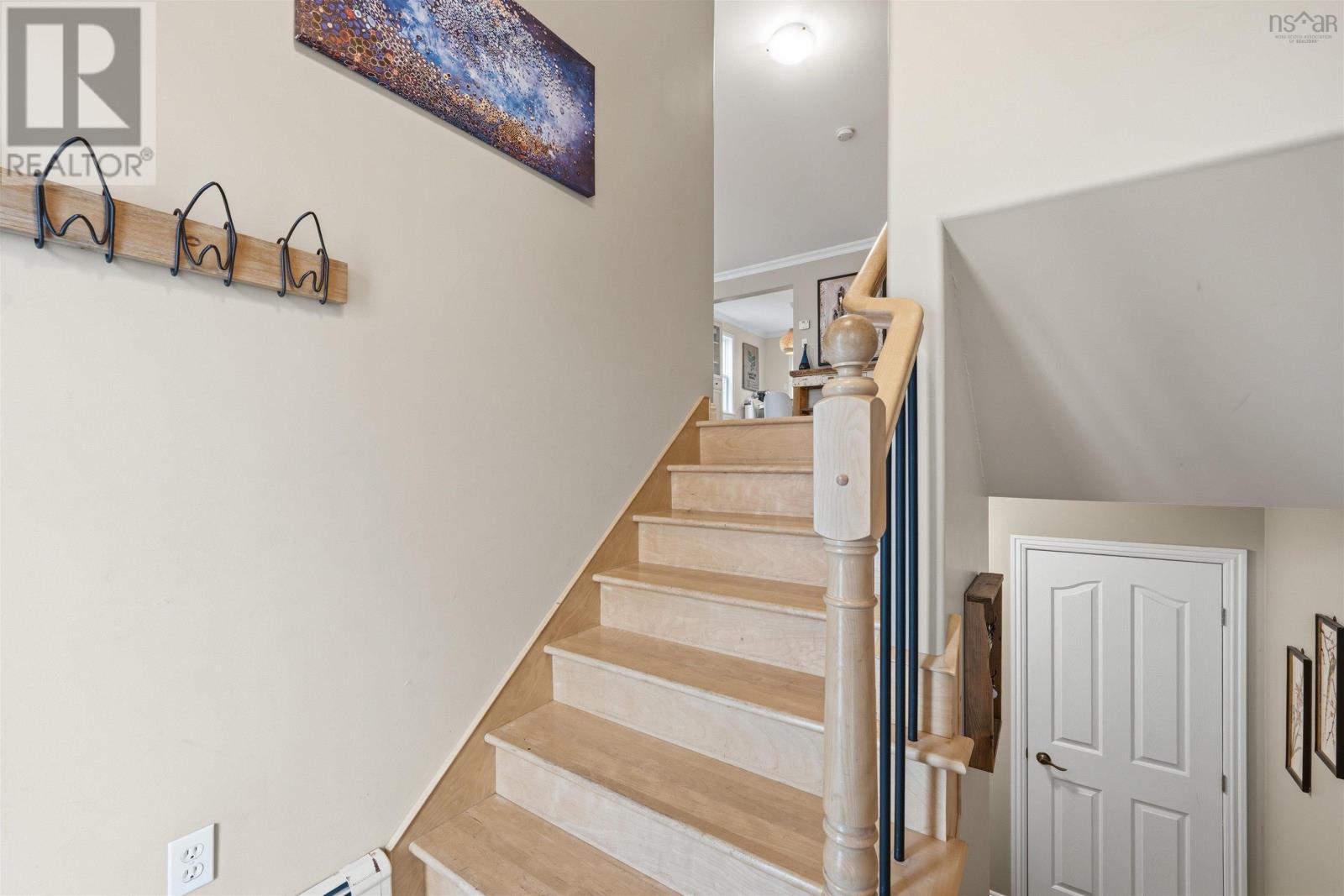 17 Outrigger Crescent, Halifax, NS, B3M4V9 photo 5