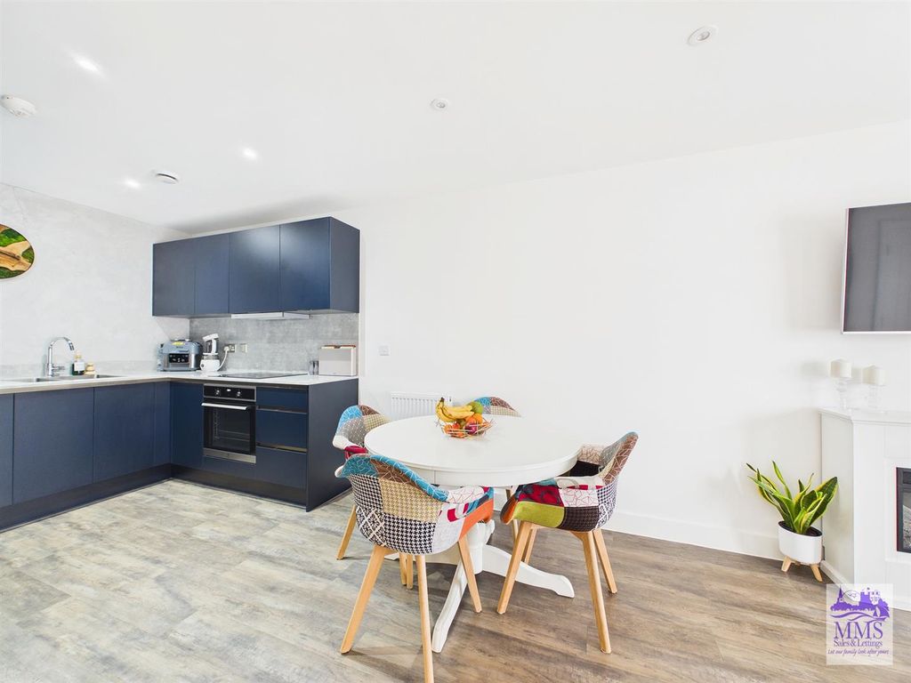 Additional image 9 of 2 bed flat for saleGlenway Road, Rochester ME1
