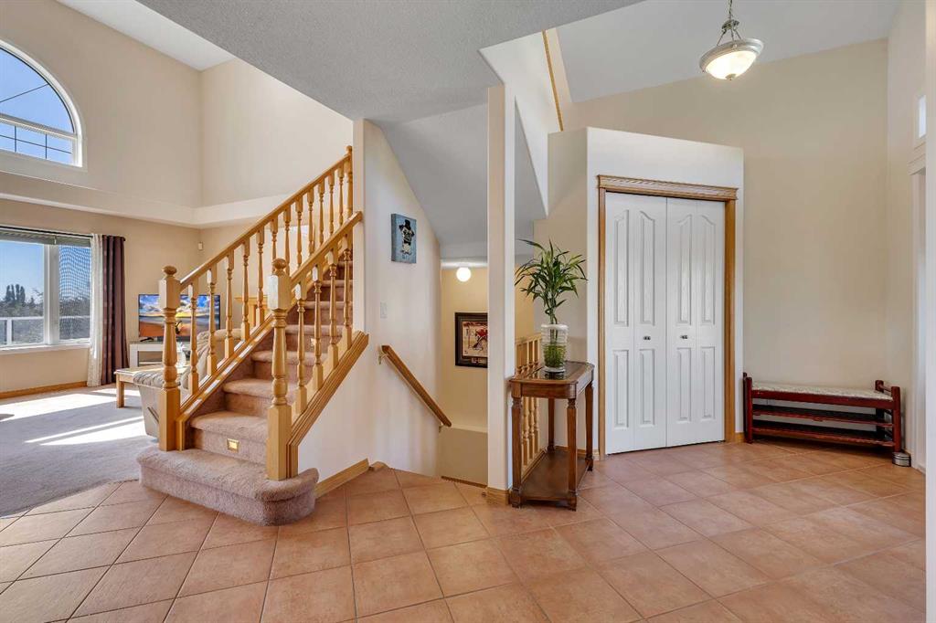 9 Panorama Hills Manor NW, Calgary, AB, T3K 5K6 photo 5