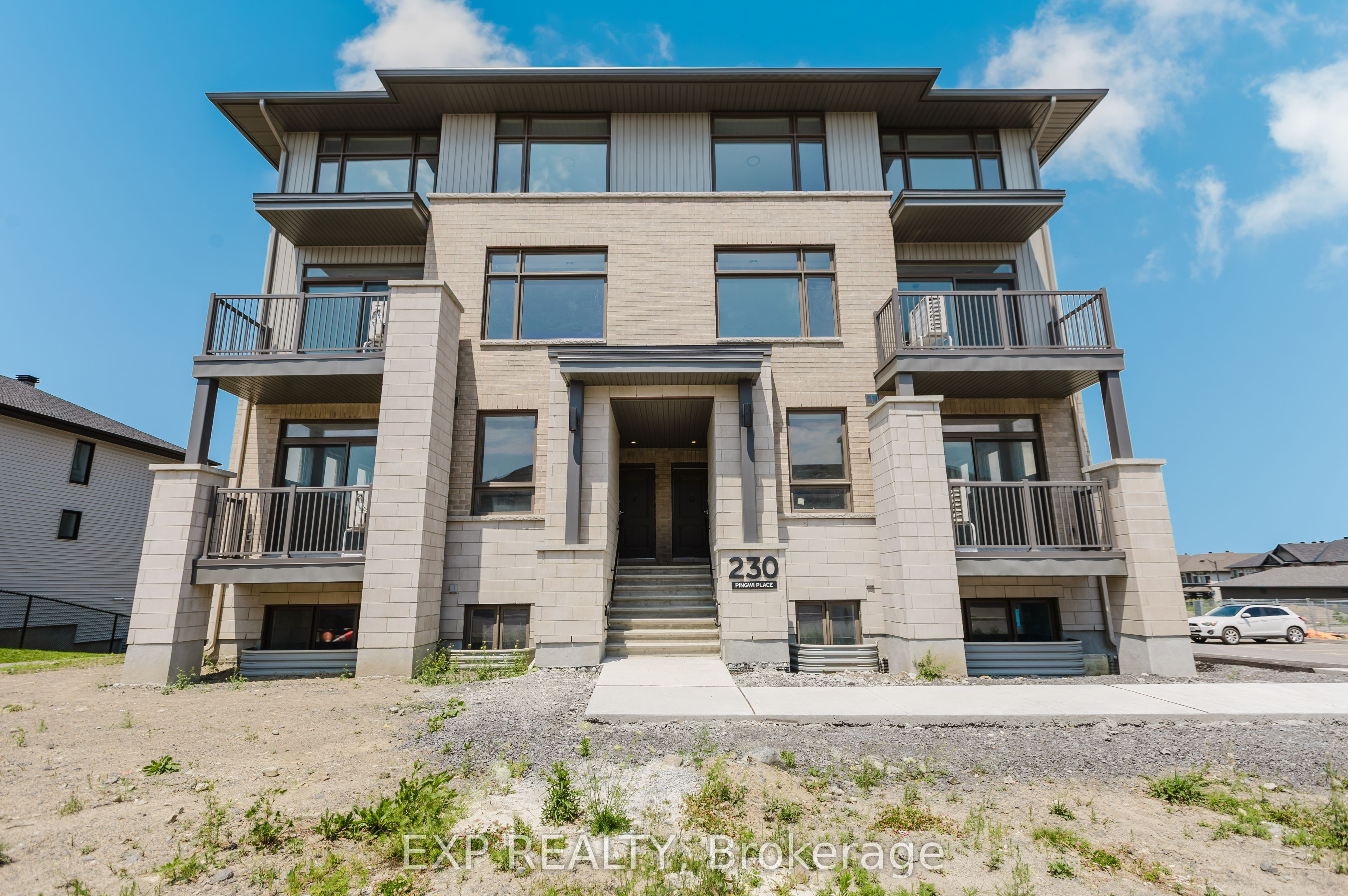 E-230 Pingwi Place, Ottawa, ON, K1X 0E9