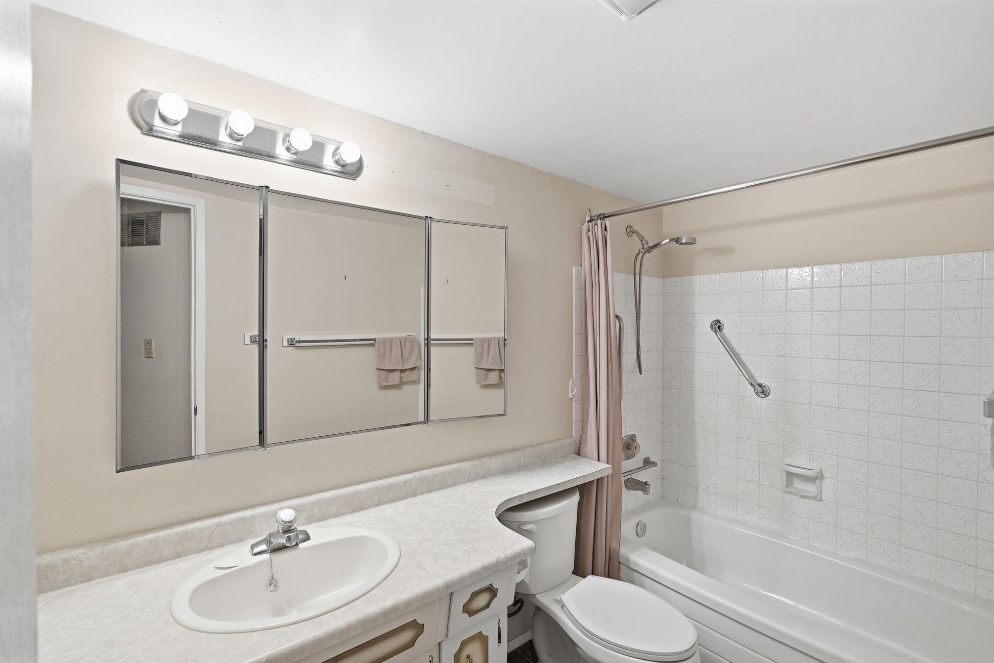 Additional image 6 of 111-32040 Peardonville Road, Abbotsford, BC, V2T 6N8
