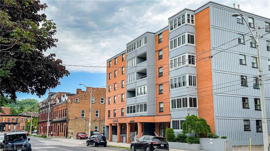 405-23 Main Street, Dundas, ON, L9H 2P7