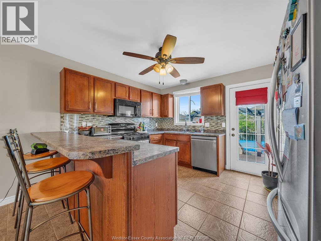 2115 Everts , Windsor, ON, N9B3X7 photo 5