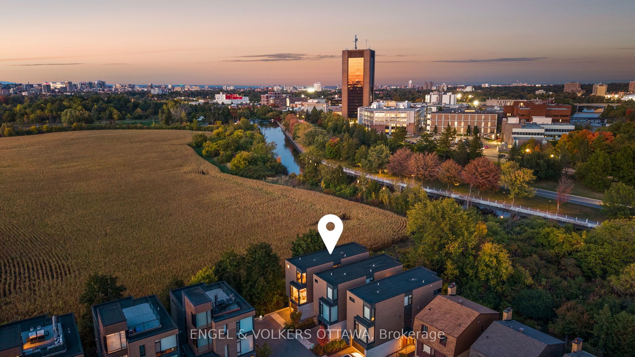 127 Peridot Private, Ottawa, ON, K2C 3M3 photo 2