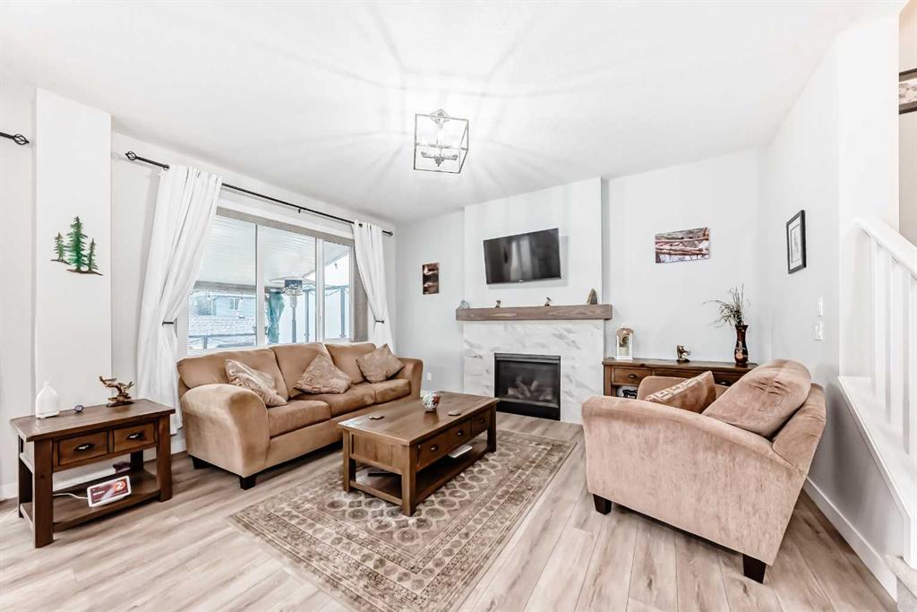 120 Emberside Place, Cochrane, AB, T4C3A8 photo 4