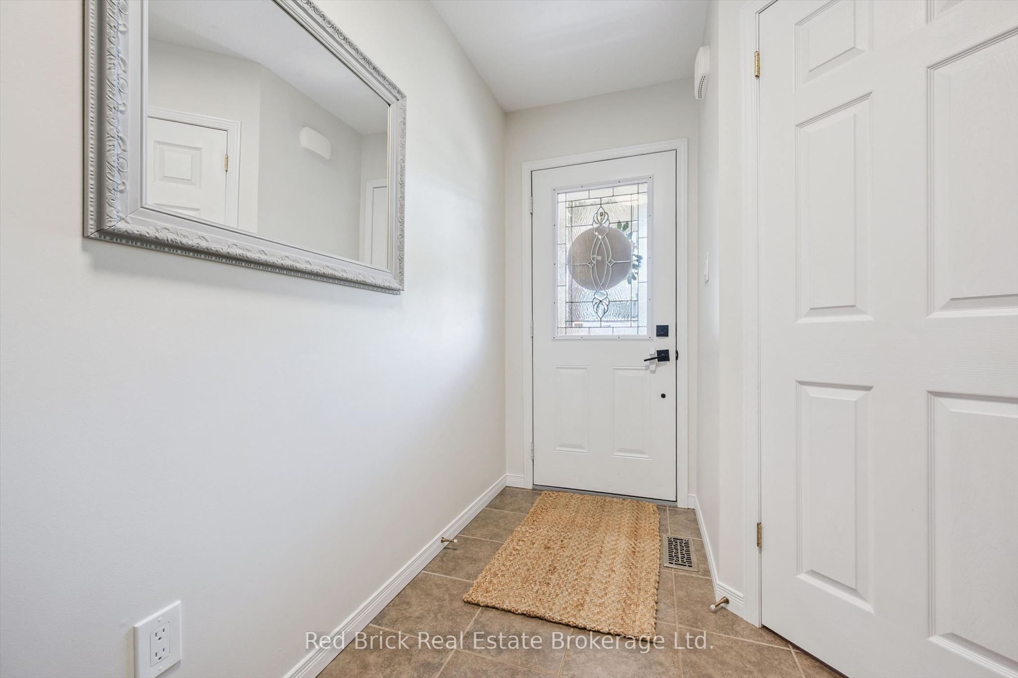 28 Davison Drive, Guelph, ON, N1E 0C1 photo 4