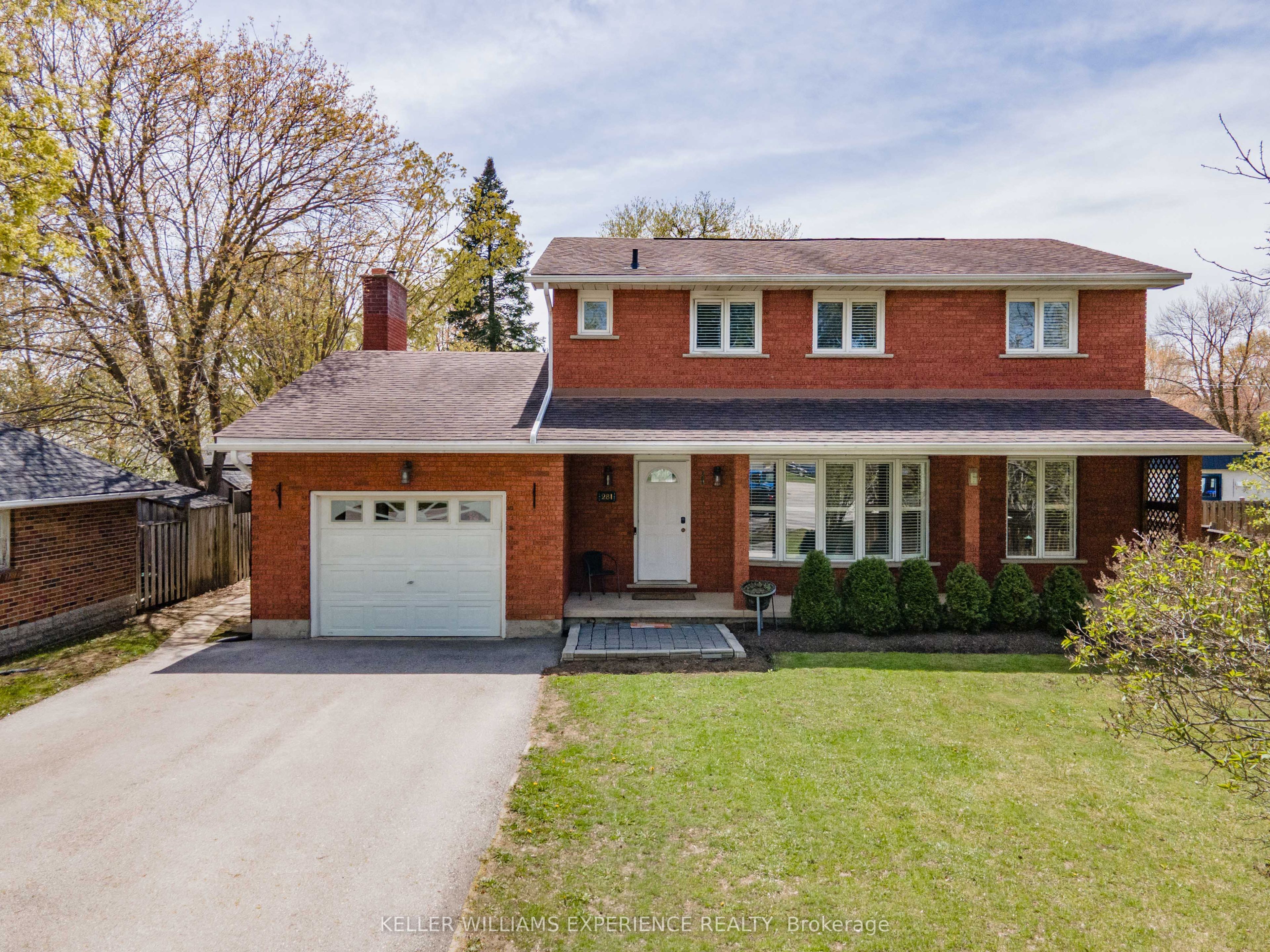 281 Victoria Street E, New Tecumseth, ON, L9R 1K4