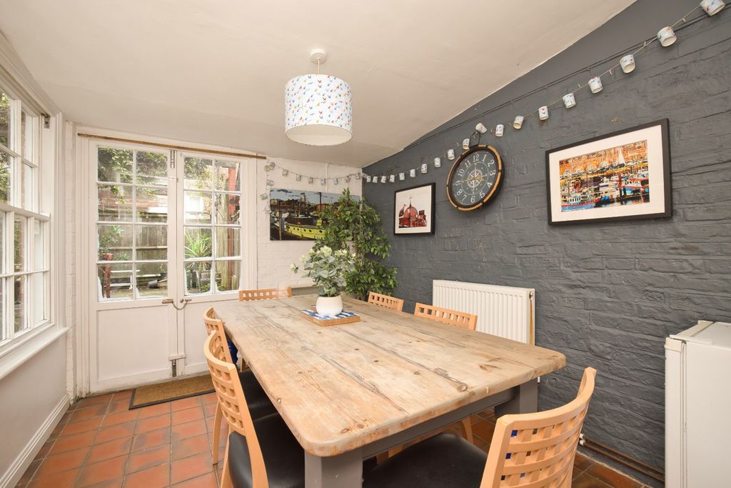 Additional image 6 of 3 bed flat for saleParagon, Ramsgate, Kent CT11