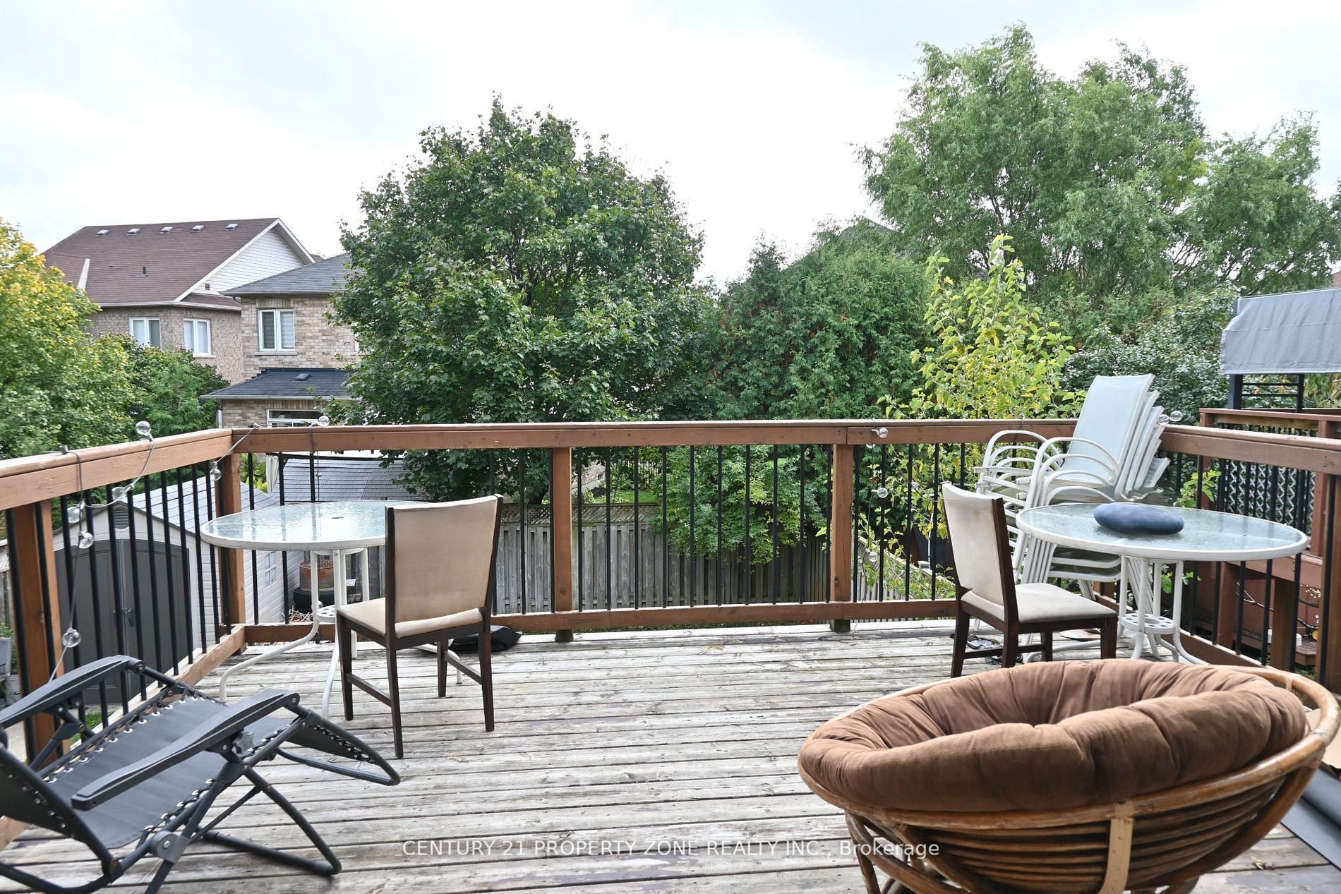 39 Harbourtown Crescent, Brampton, ON, L6V 4P4 photo 4