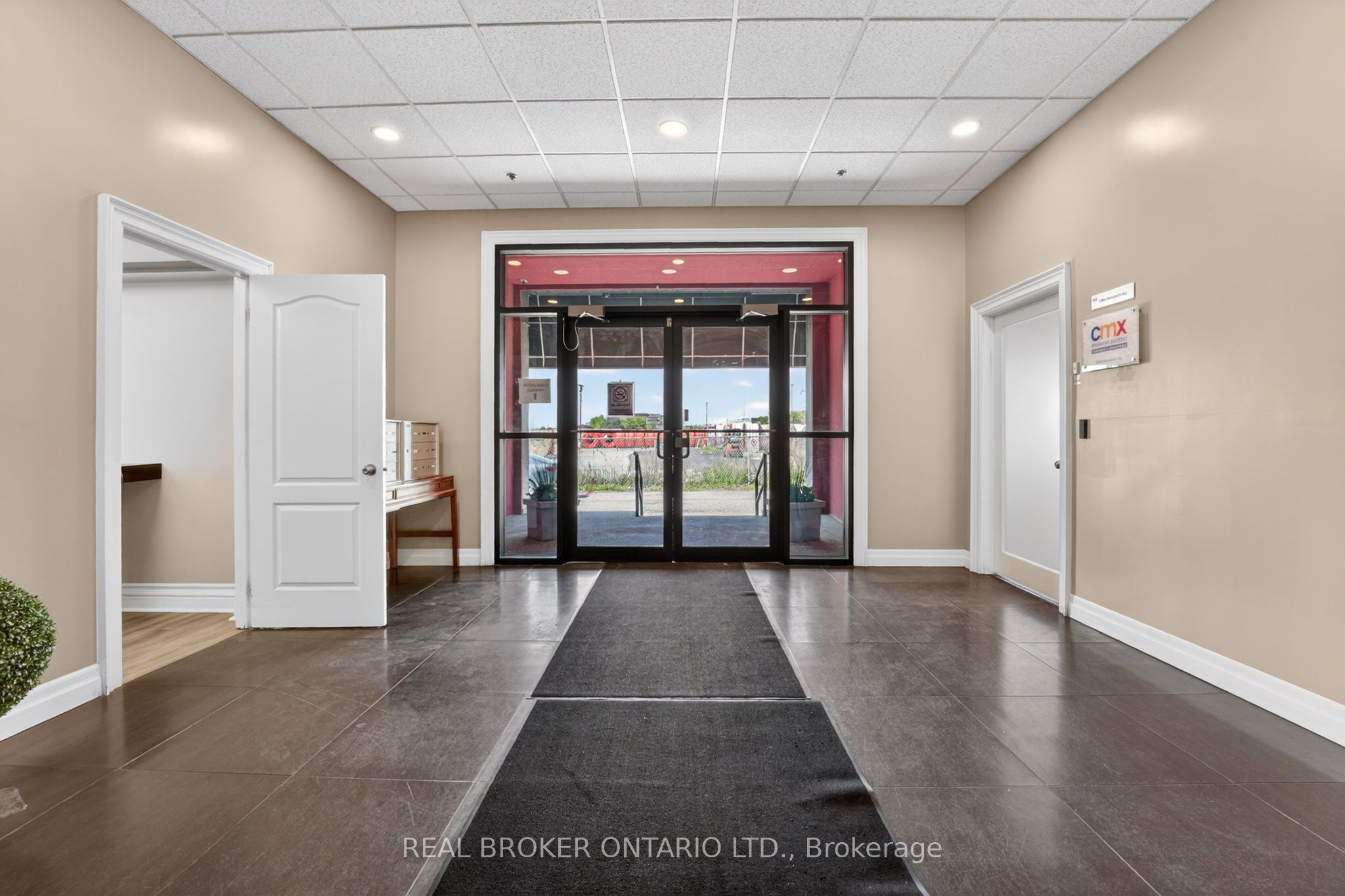 Additional image 4 of 114-482 S Service Road E, Oakville, ON, L6J 2X6