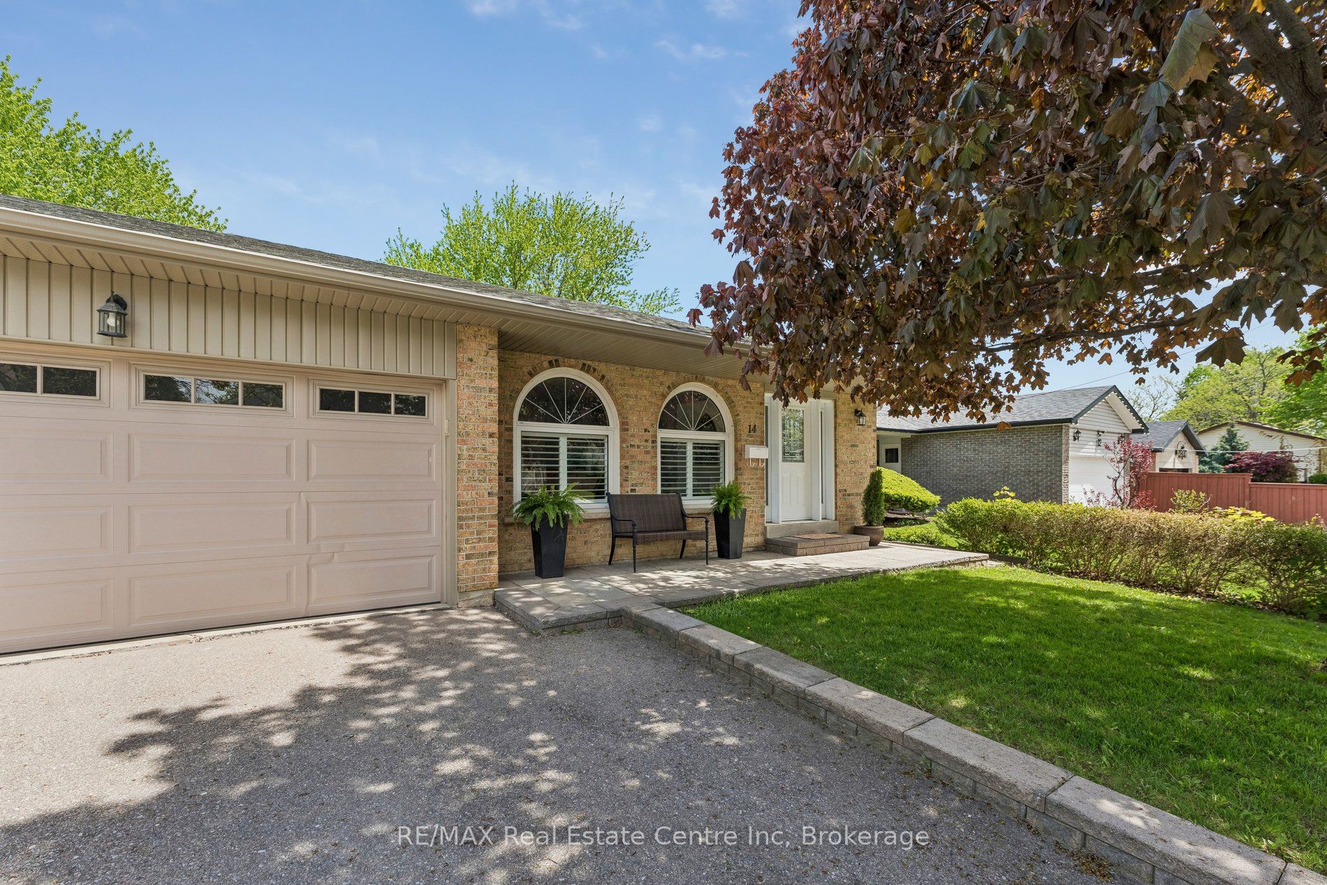 14 Massey Street, Brampton, ON, L6S 2W1 photo 2