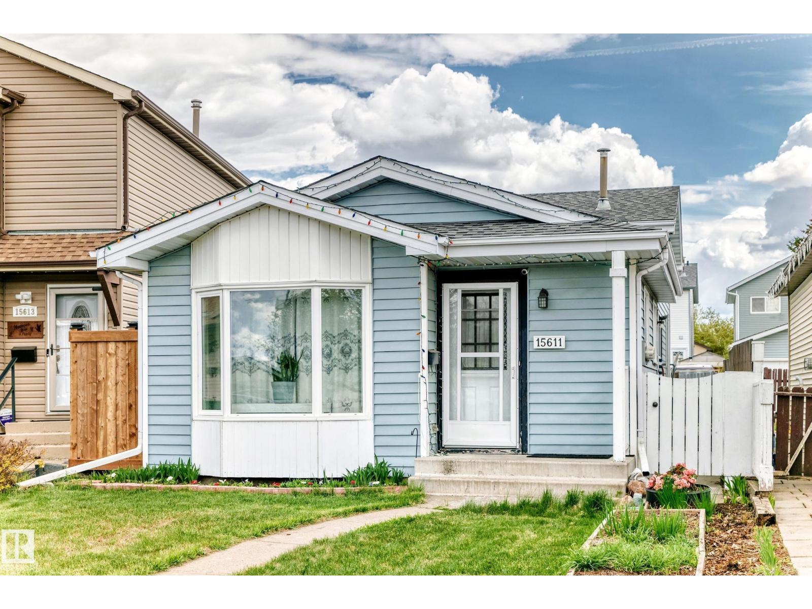 15611 83a Street NW, Edmonton, AB, T5Z2R6