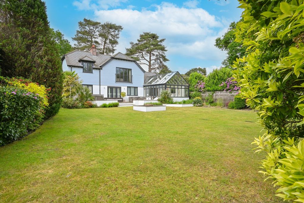 6 bed detached house for saleWindmill Lane, Ringwood BH24