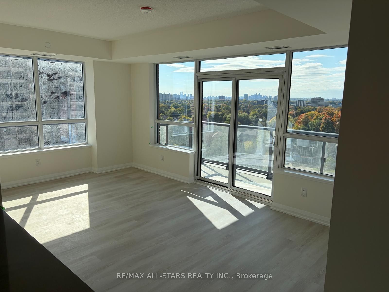 1124-3270 Sheppard Avenue E, Toronto, ON, M1T 3K3 photo 4