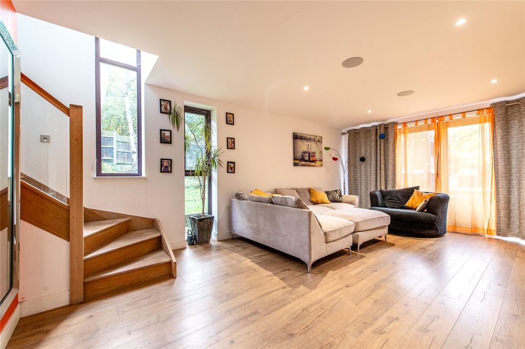 Additional image 3 of 5 bed detached house for saleMaidstone Road, Rochester, Kent ME1