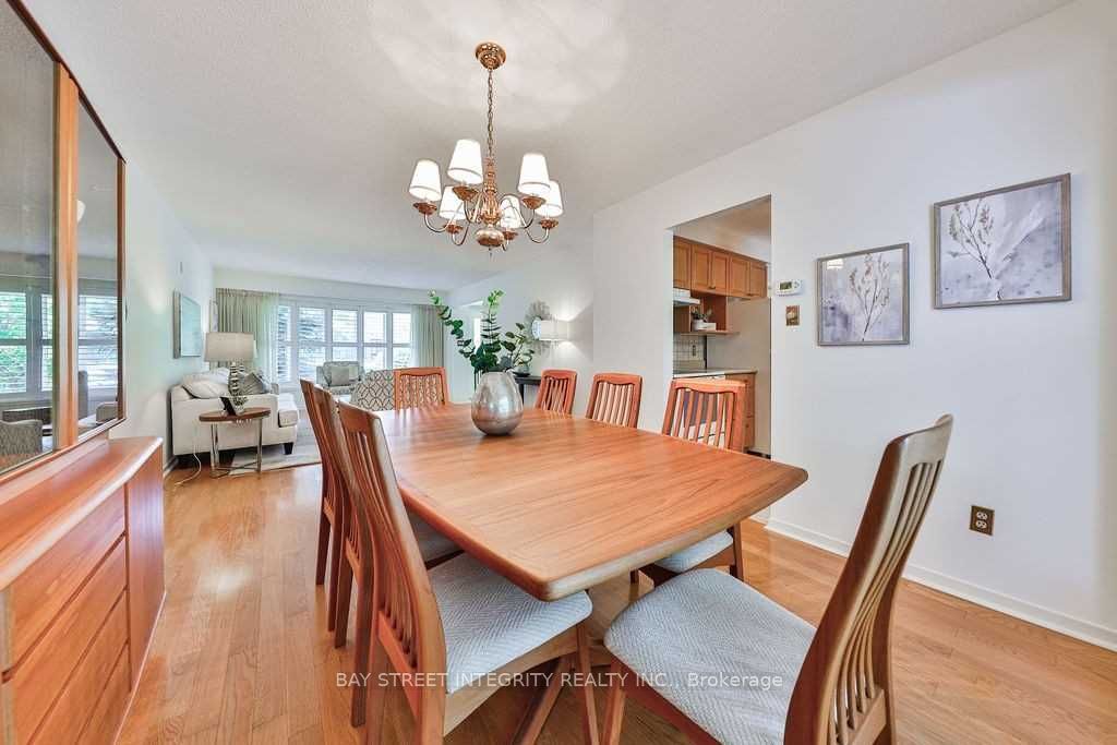 1330 Grand Boulevard, Oakville, ON, L6H 2X6 photo 5