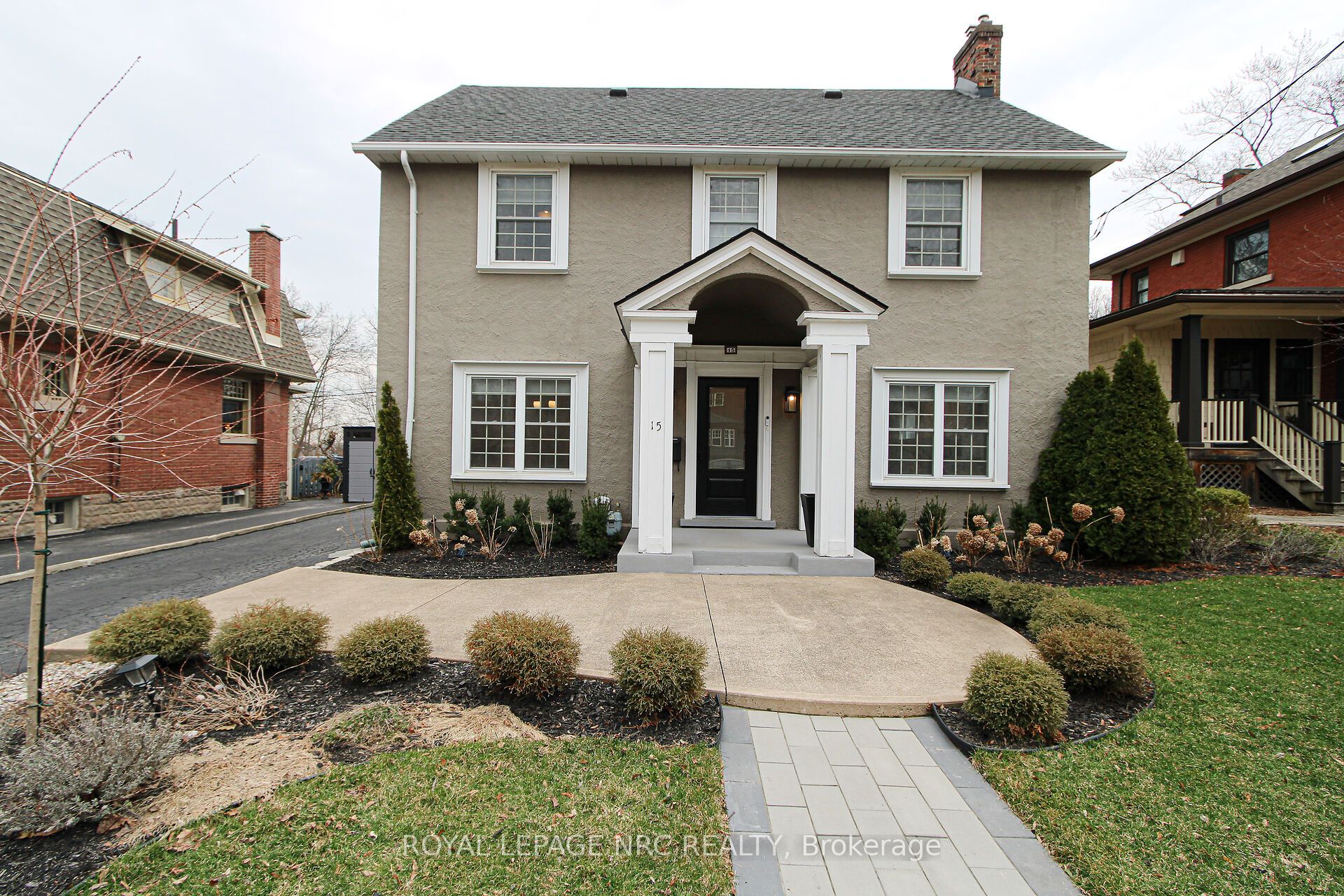 15 South Drive, St. Catharines, ON, L2R 4T9 photo 2