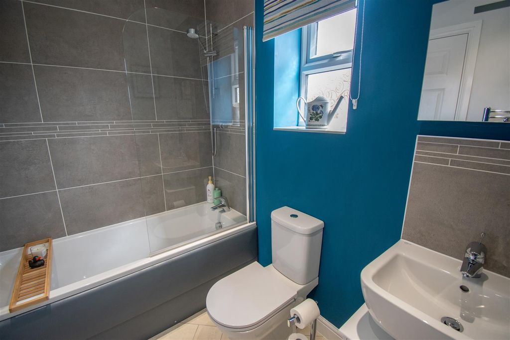 Additional image 15 of 4 bed detached house for saleDeanery Close, Ripley DE5