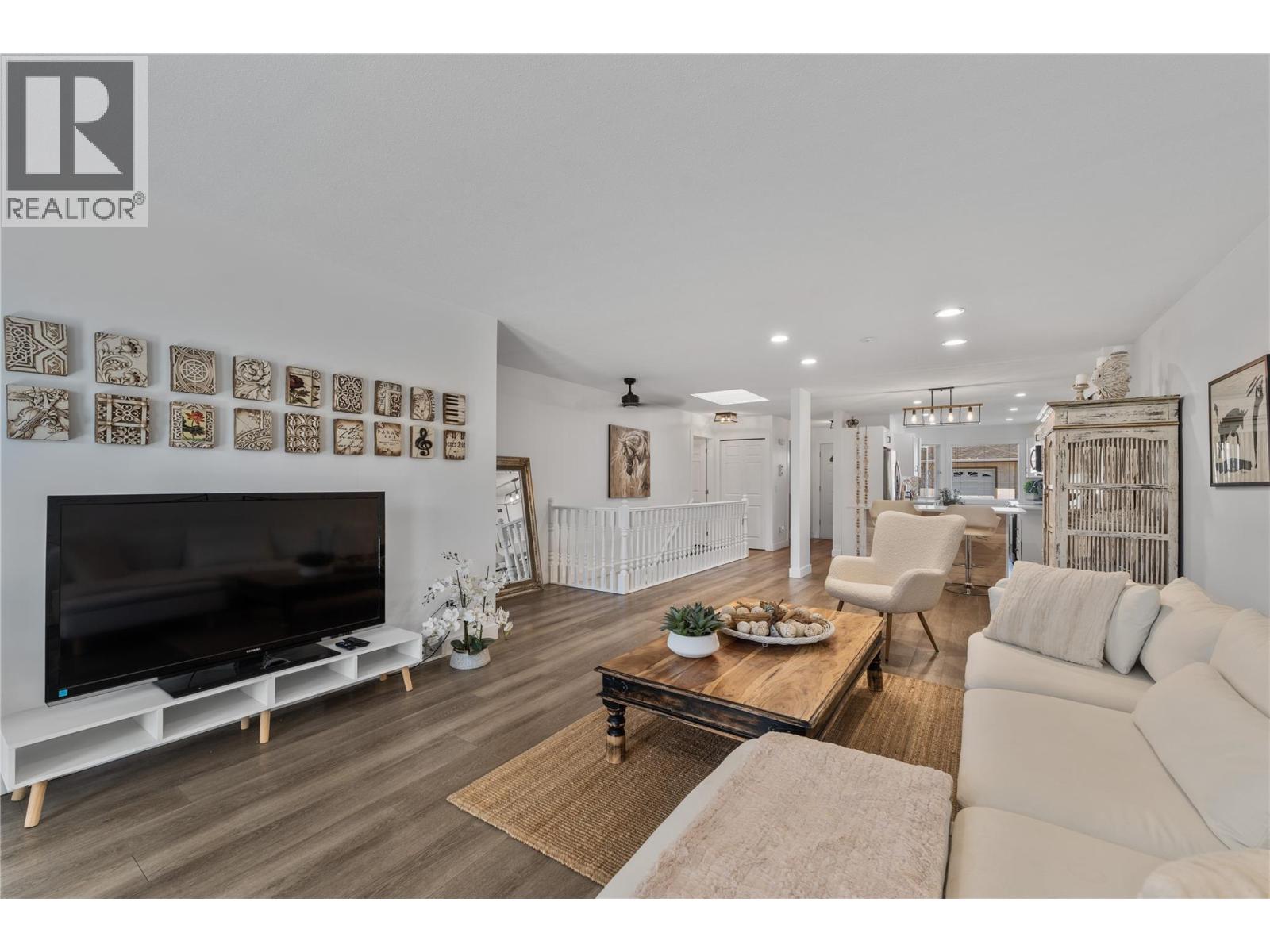 Additional image 6 of 3-1874 Parkview Crescent, Kelowna, BC, V1X7G6