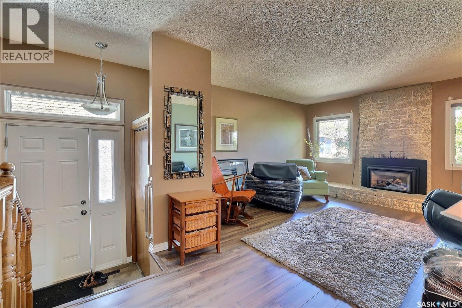 97 Compton Road, Regina, SK, S4S2Y4 photo 3