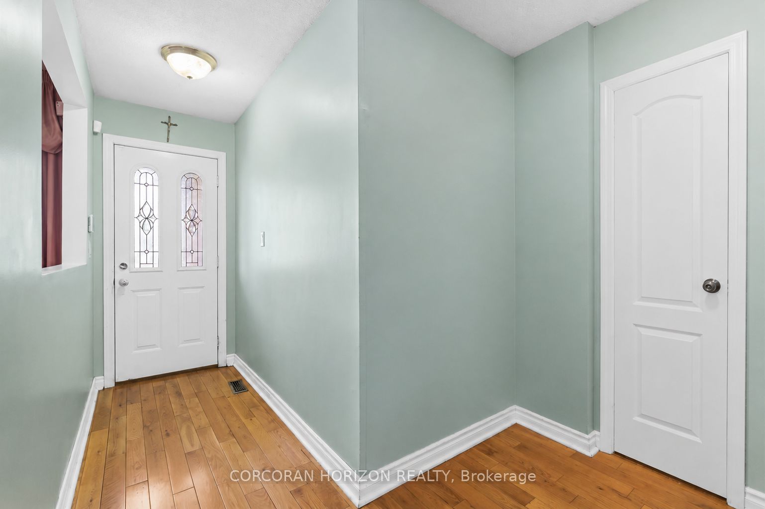 28 Chad Crescent, Toronto, ON, M1B 2Z6 photo 3
