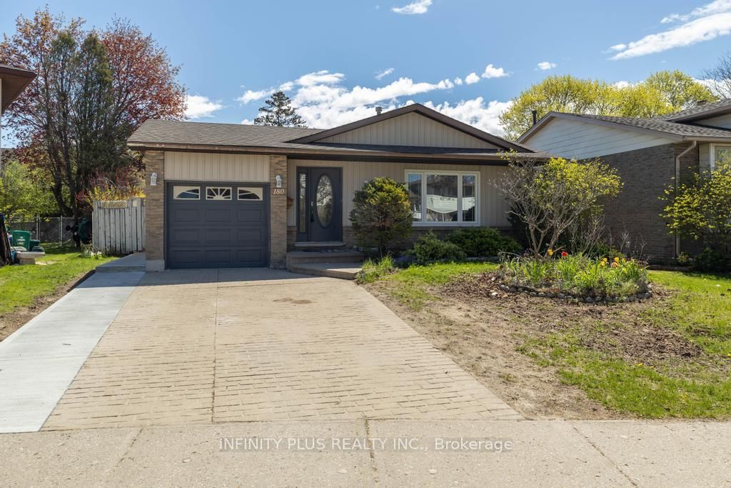 180 St Jerome Crescent, Kitchener, ON, N2C 2L2 photo 2